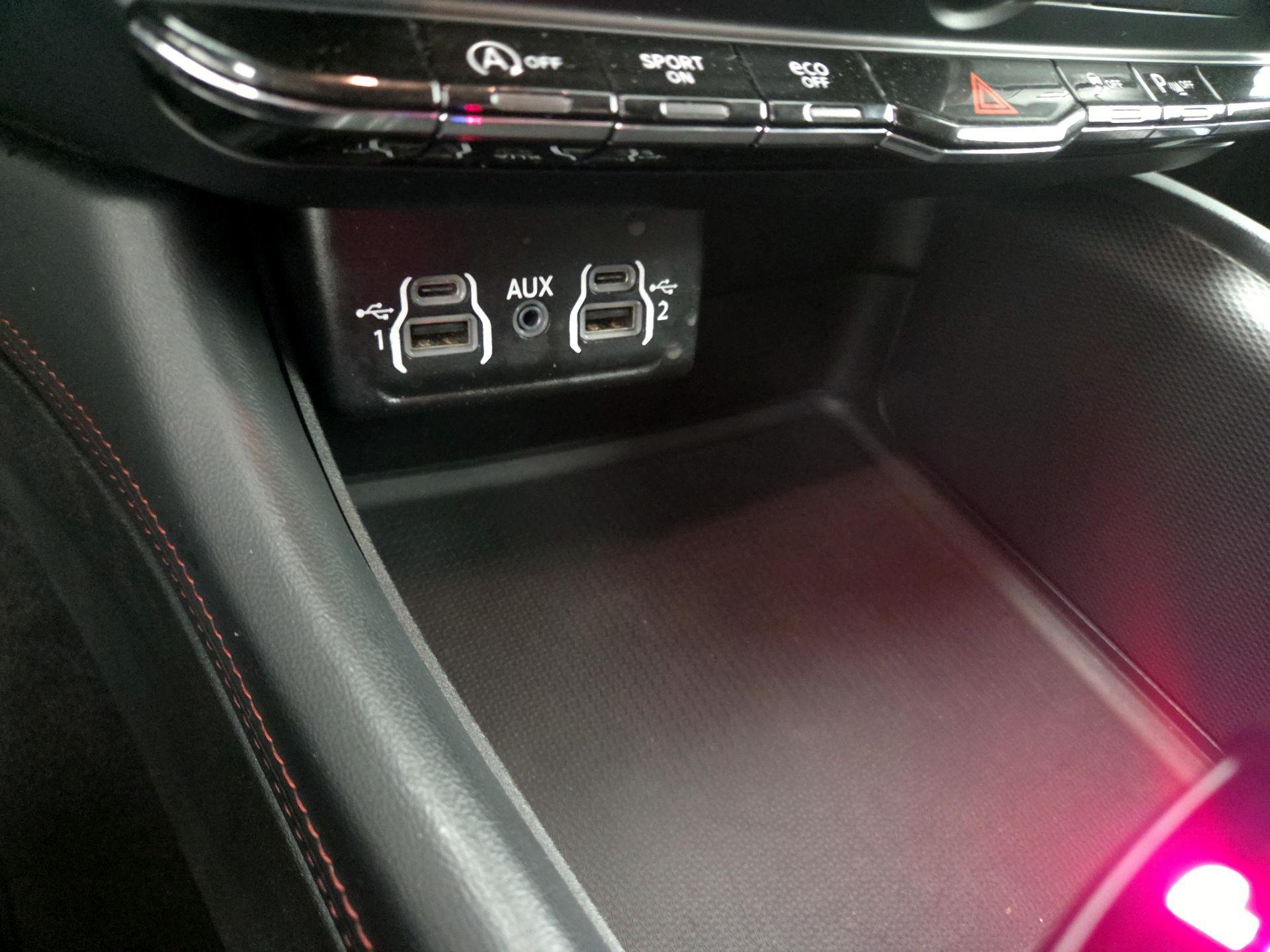 Thumbnail: 2023 Dodge Durango - 18