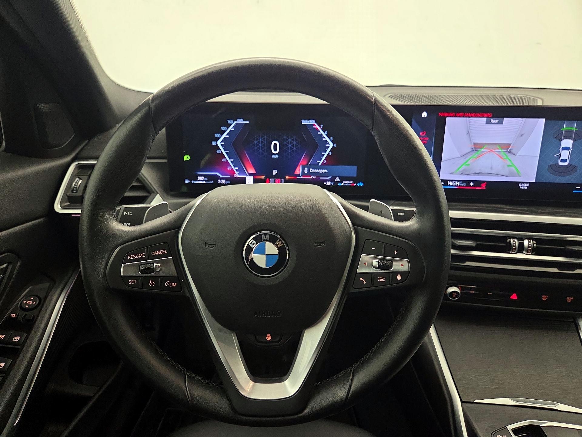 Thumbnail: 2023 BMW 3 Series - 10