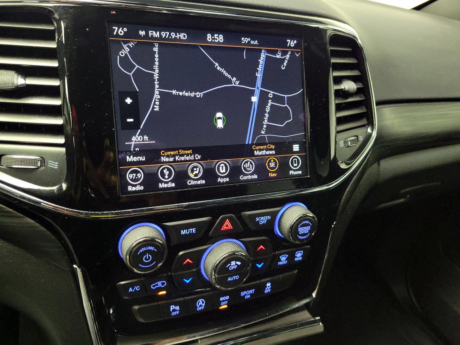 Thumbnail: 2019 Jeep Grand Cherokee - 14