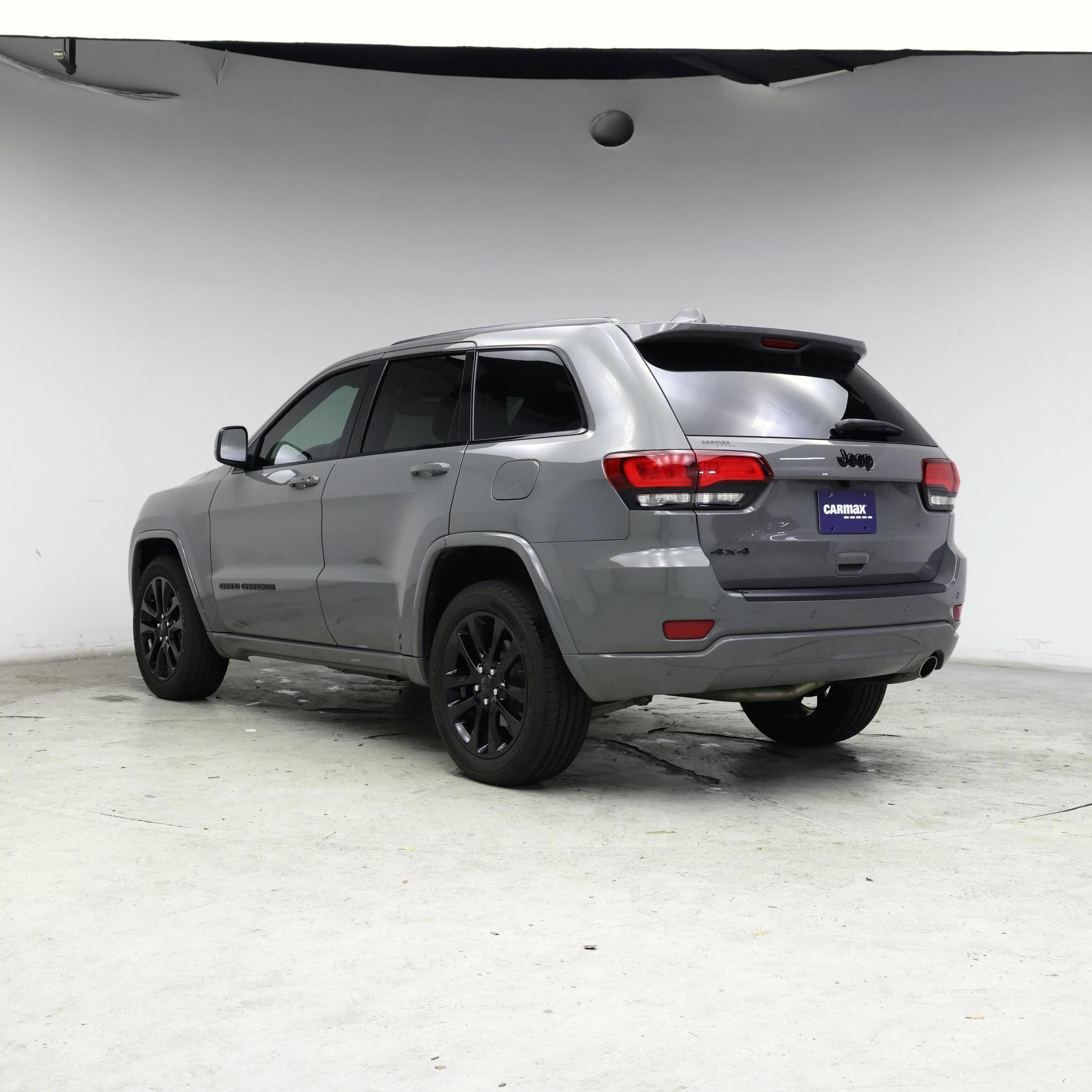 Thumbnail: 2019 Jeep Grand Cherokee - 2