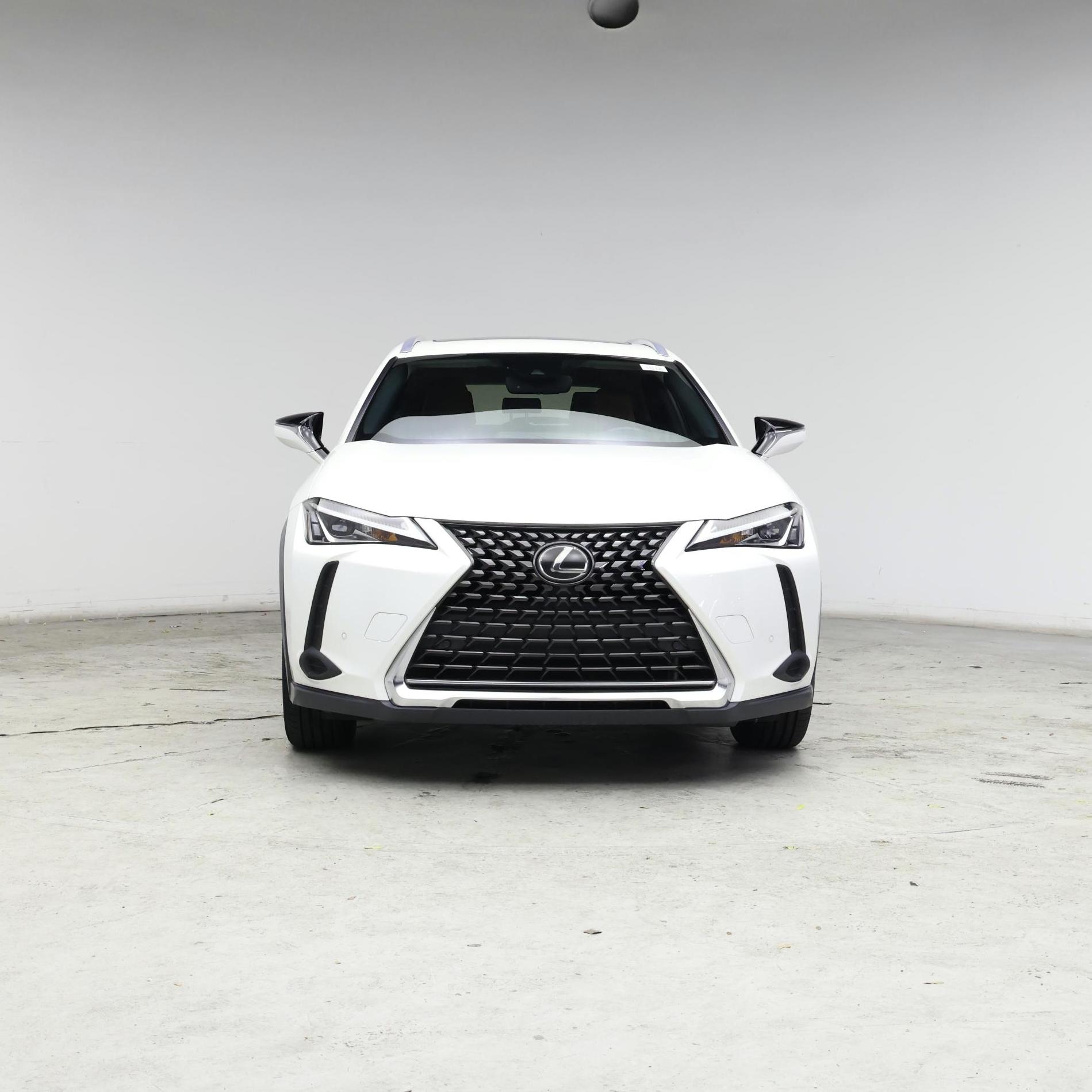 Thumbnail: 2021 Lexus UX - 5