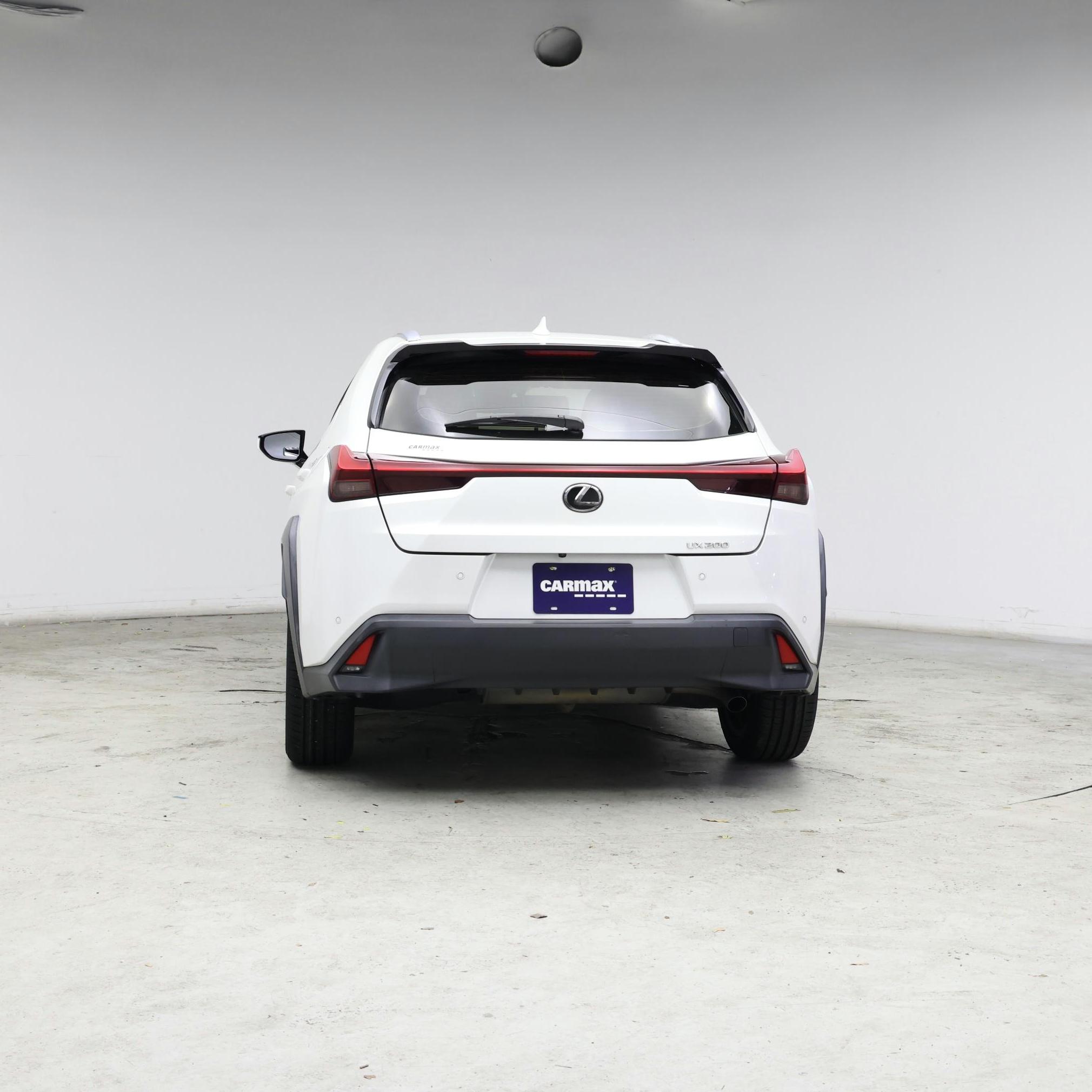 Thumbnail: 2021 Lexus UX - 6