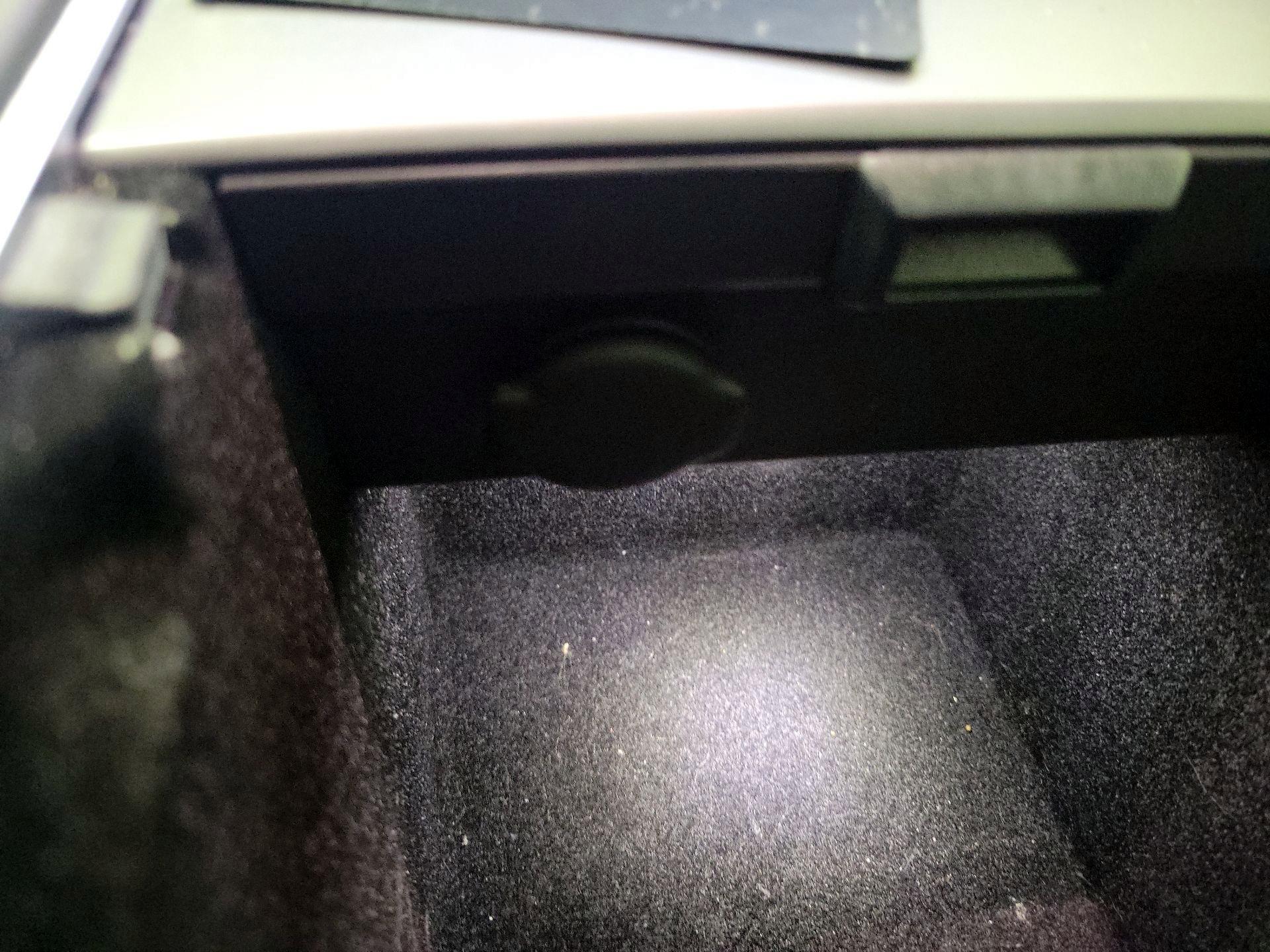 Thumbnail: 2022 Tesla Model 3 - 18