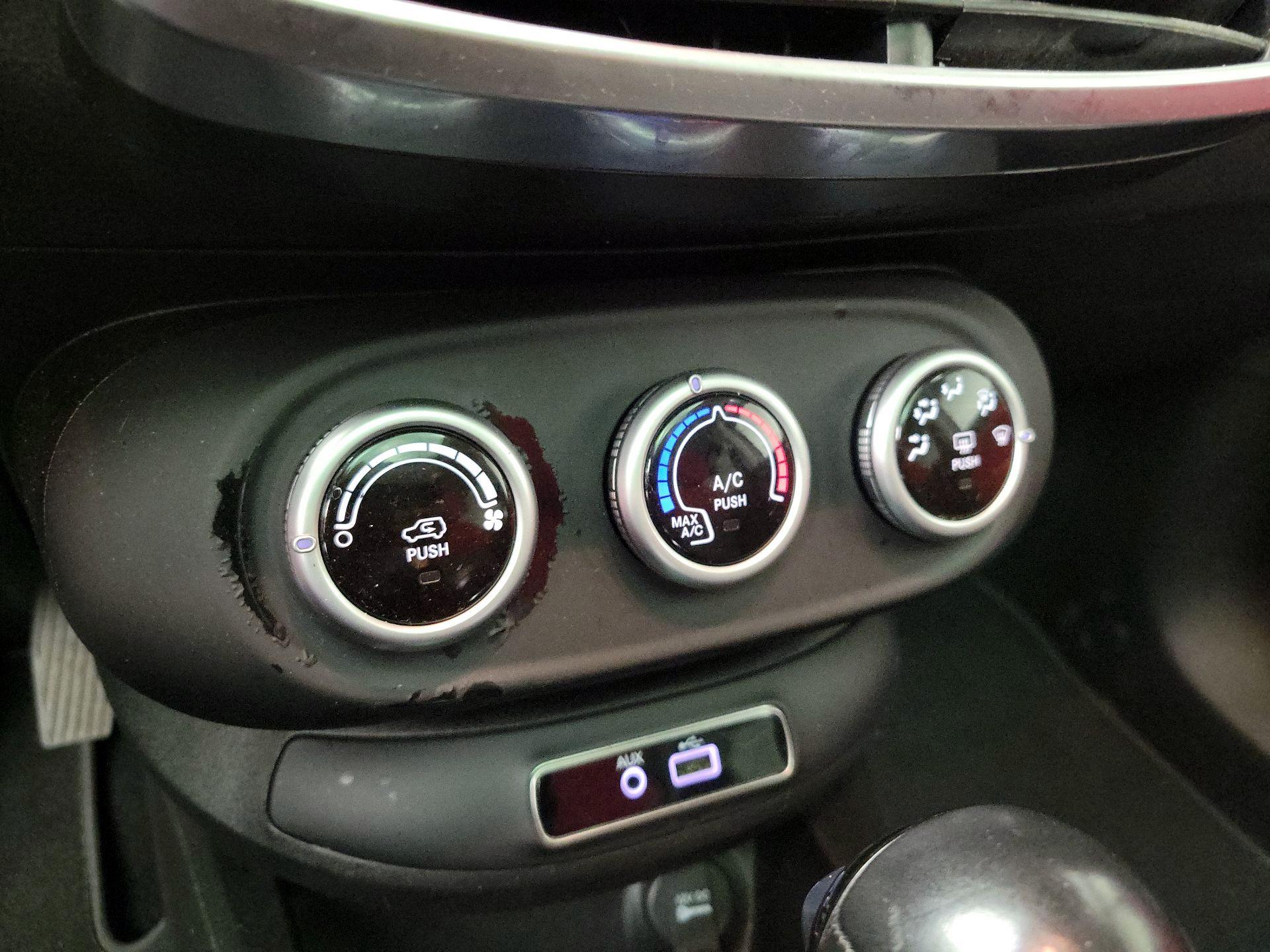 Thumbnail: 2016 Fiat 500X - 15