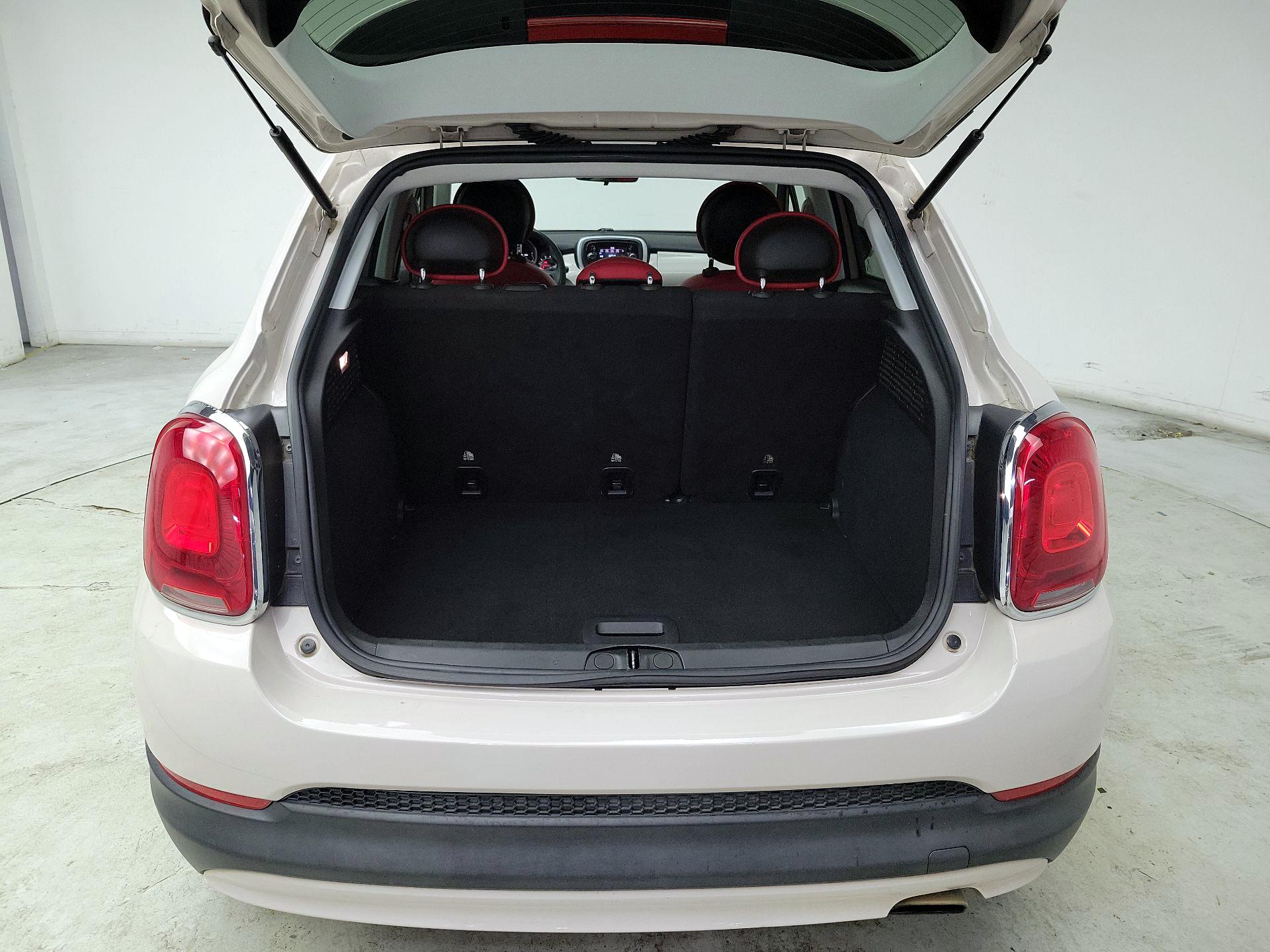 Thumbnail: 2016 Fiat 500X - 20