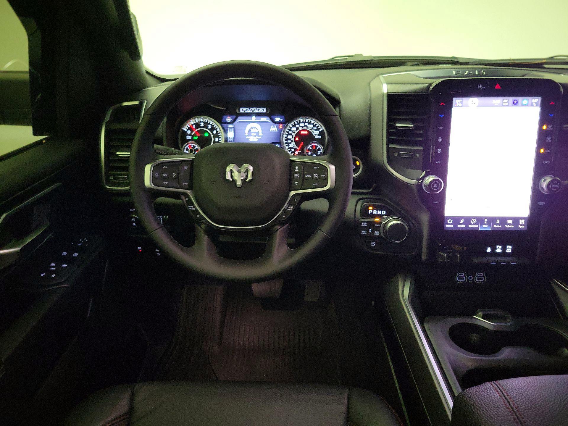 Thumbnail: 2025 RAM 1500 - 10