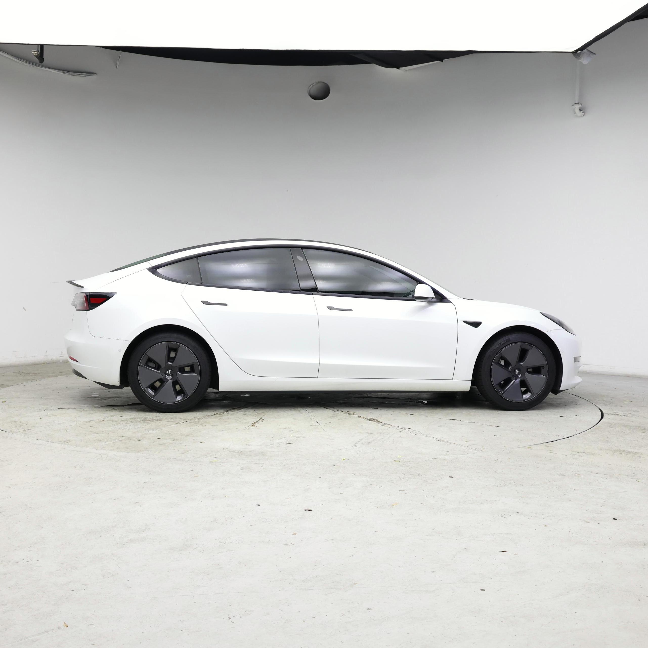 Thumbnail: 2021 Tesla Model 3 - 7