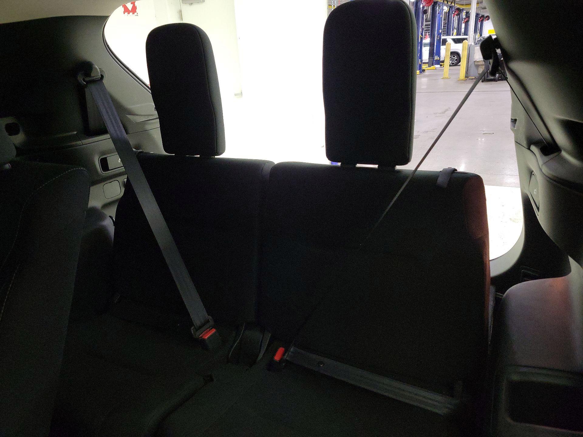 Thumbnail: 2022 Mitsubishi Outlander - 20