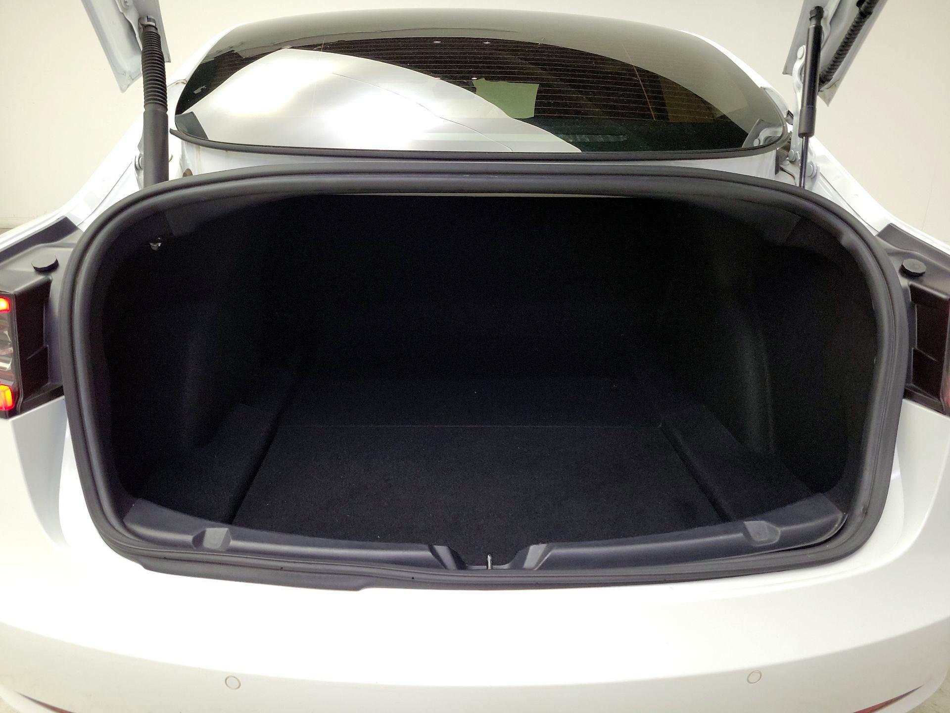 Thumbnail: 2021 Tesla Model 3 - 20