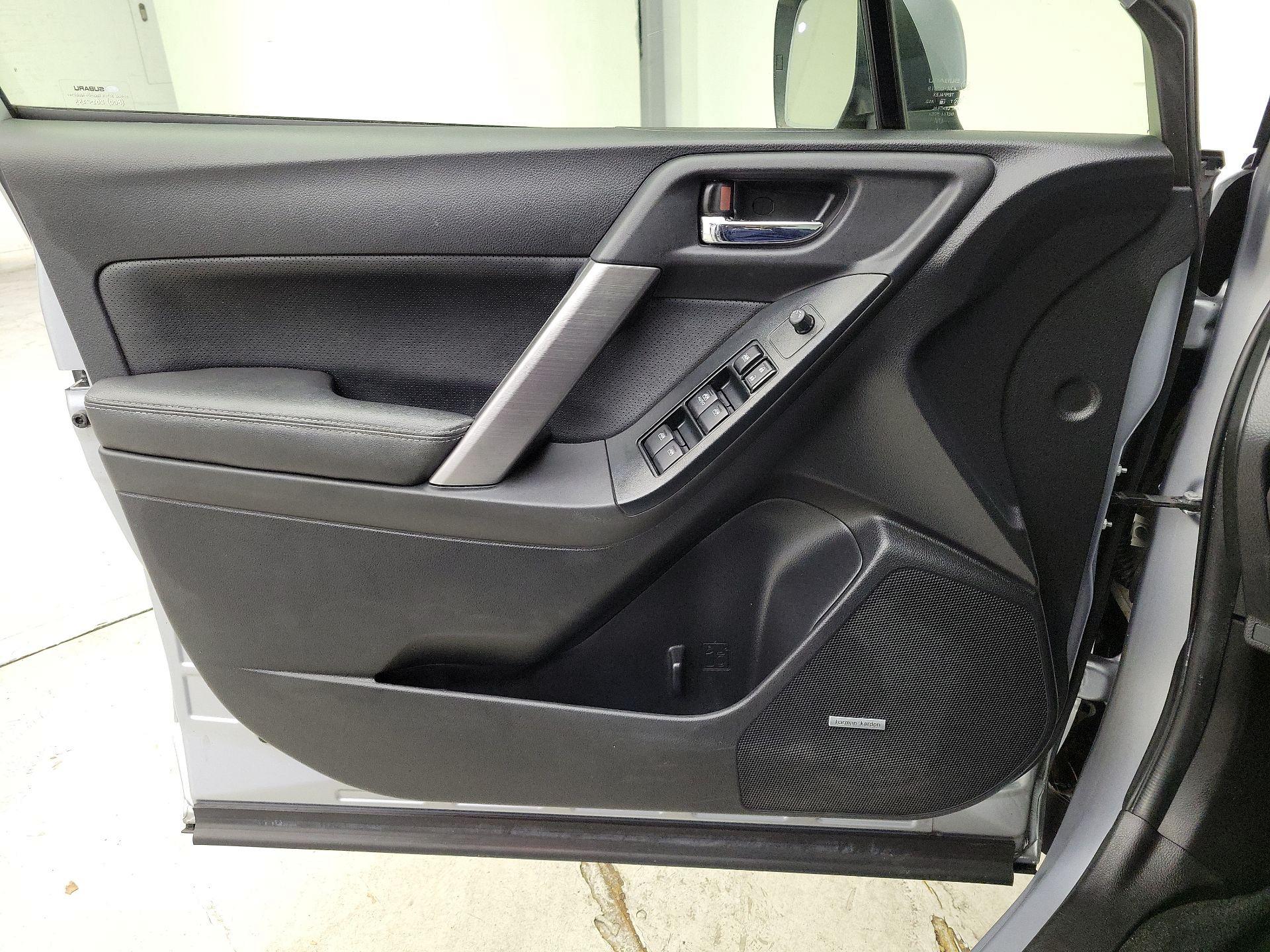 Thumbnail: 2016 Subaru Forester - 12