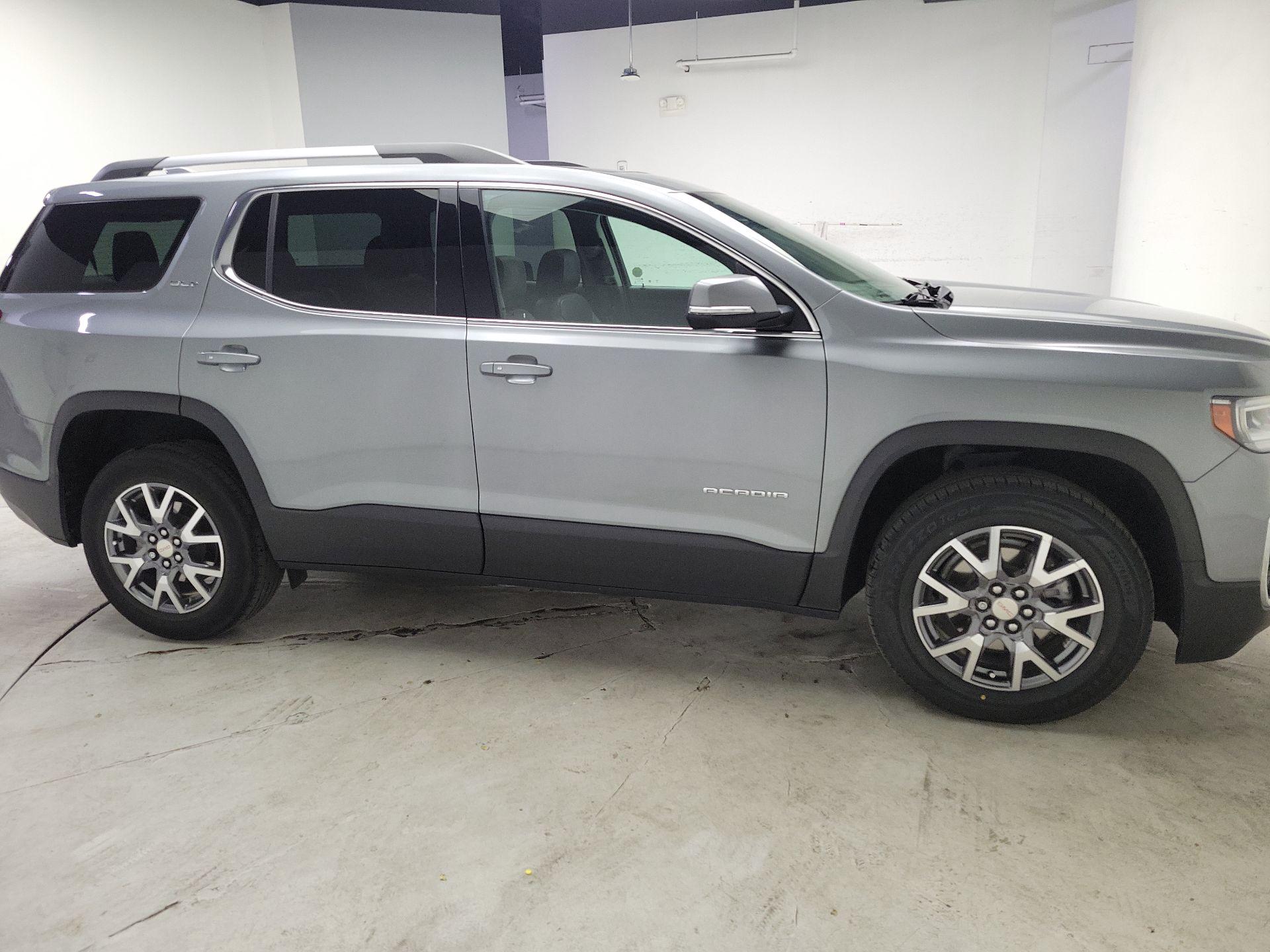 Thumbnail: 2023 GMC Acadia - 4