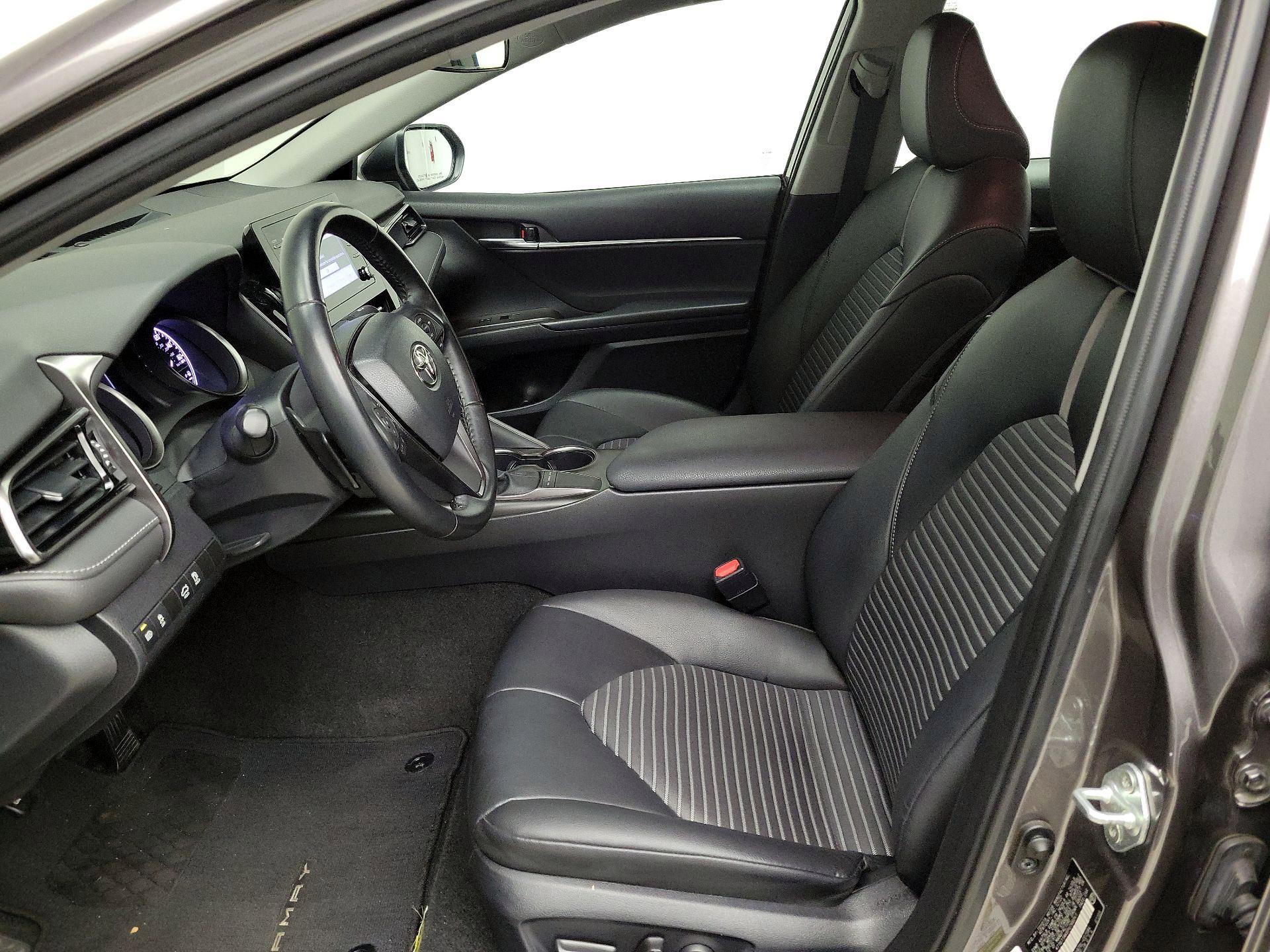 Thumbnail: 2023 Toyota Camry - 11