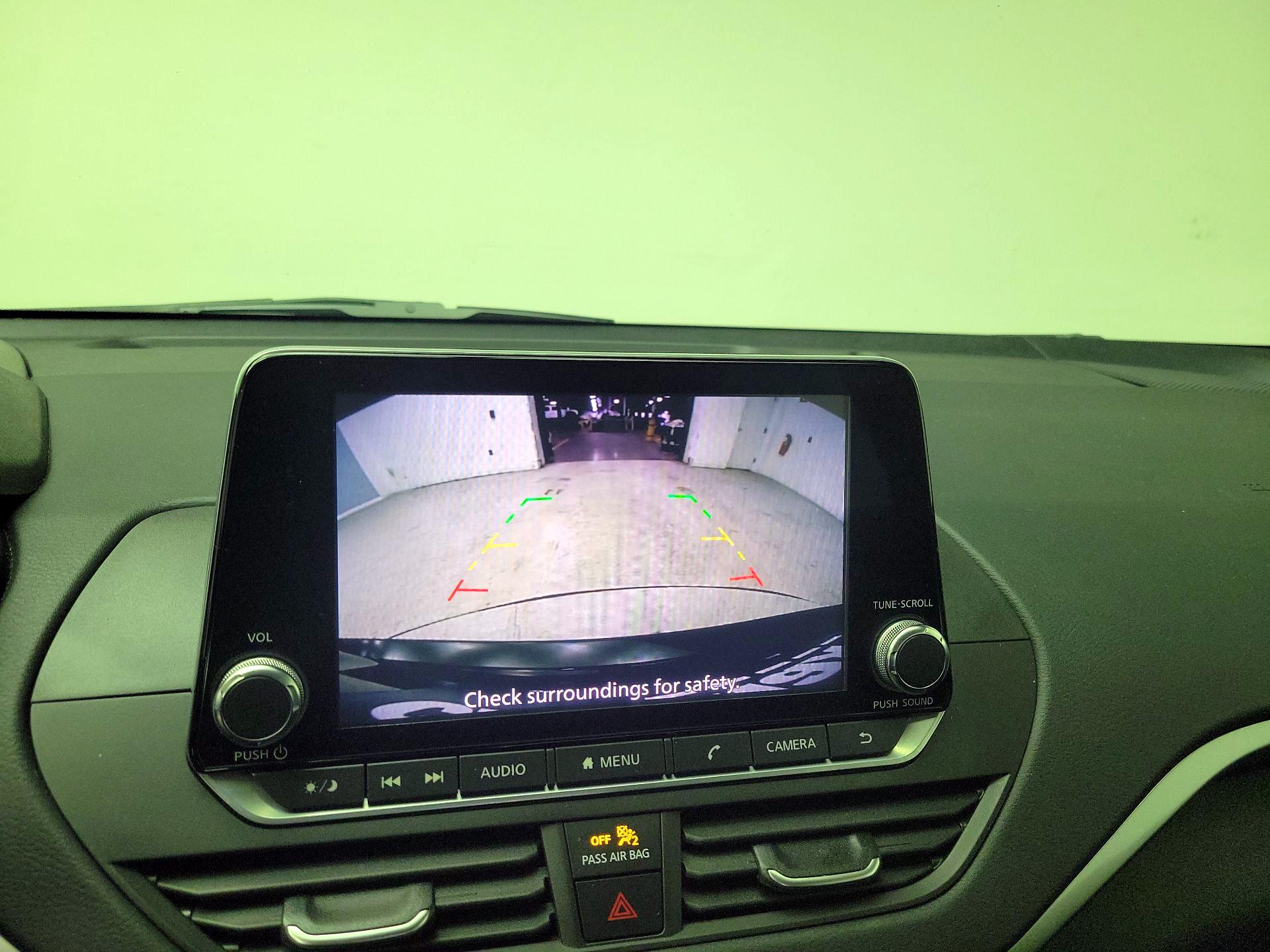 Thumbnail: 2020 Nissan Altima - 14