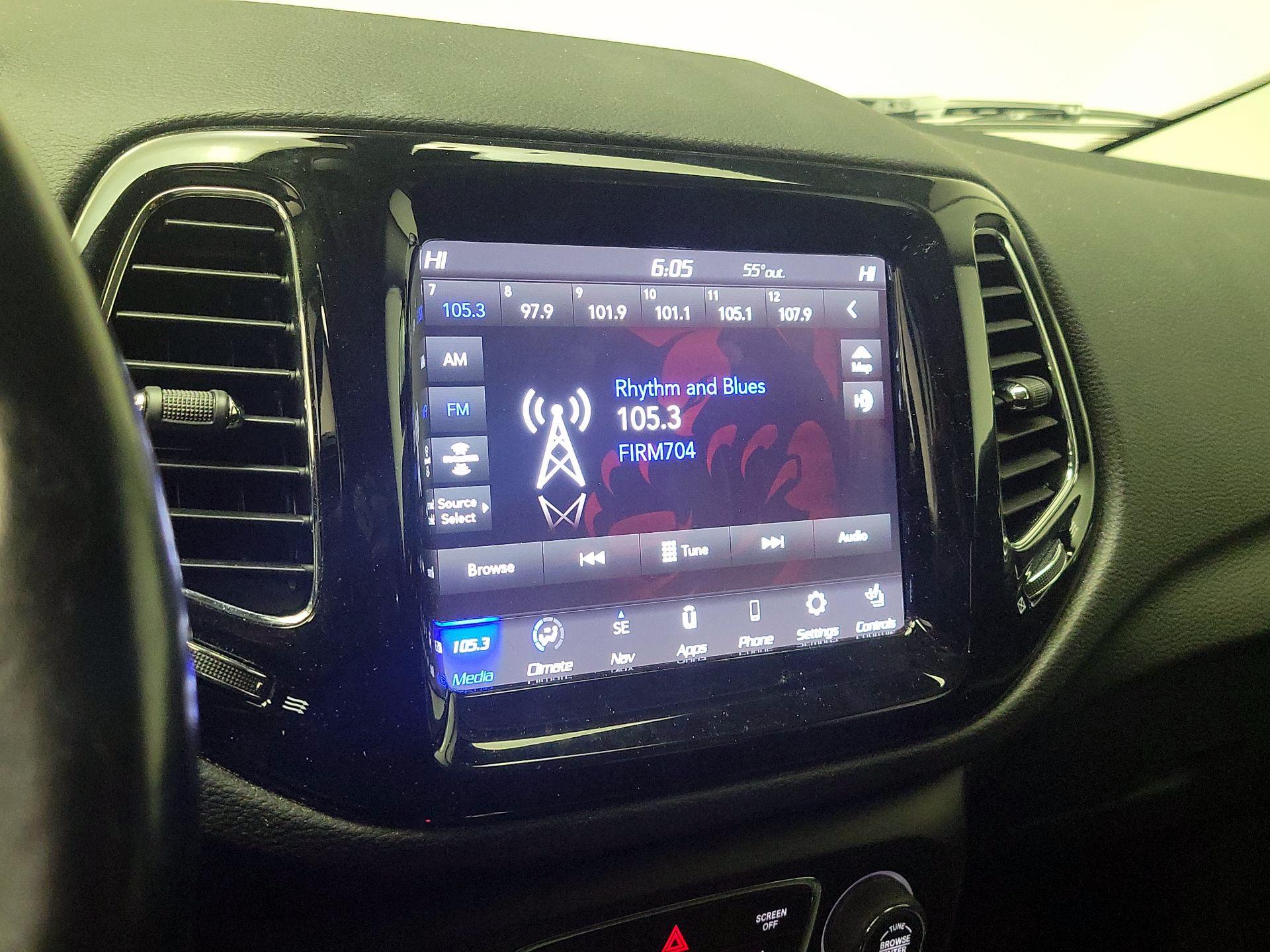 Thumbnail: 2021 Jeep Compass - 15