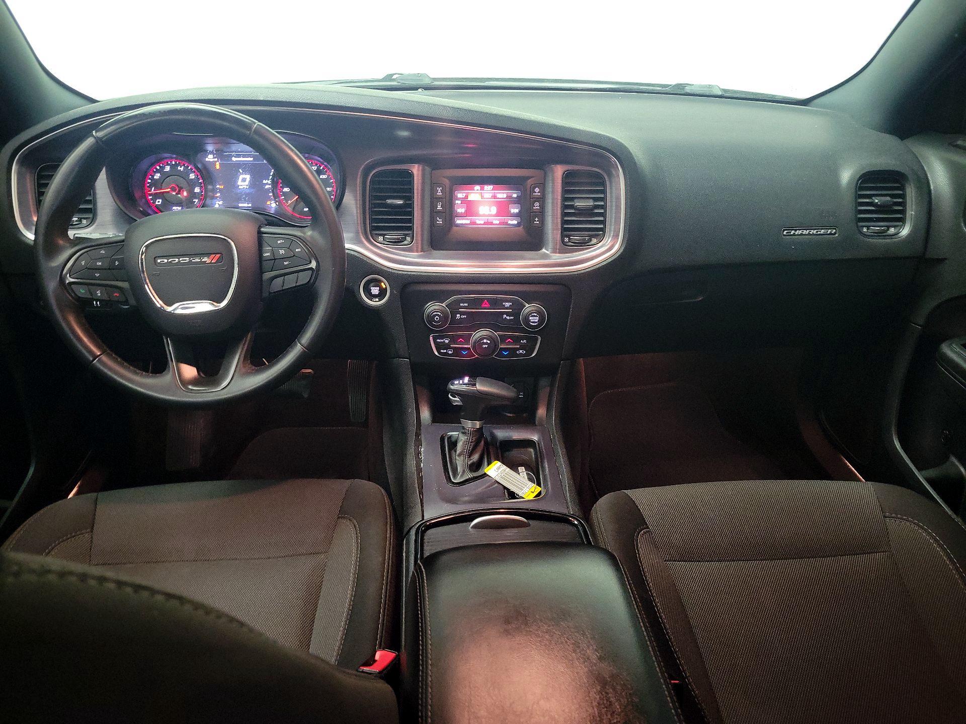 Thumbnail: 2017 Dodge Charger - 9