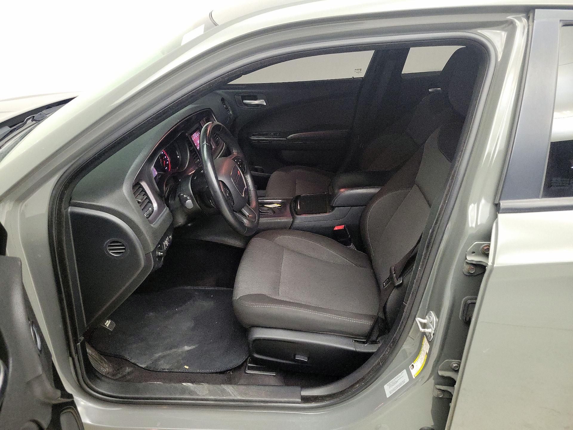 Thumbnail: 2017 Dodge Charger - 11