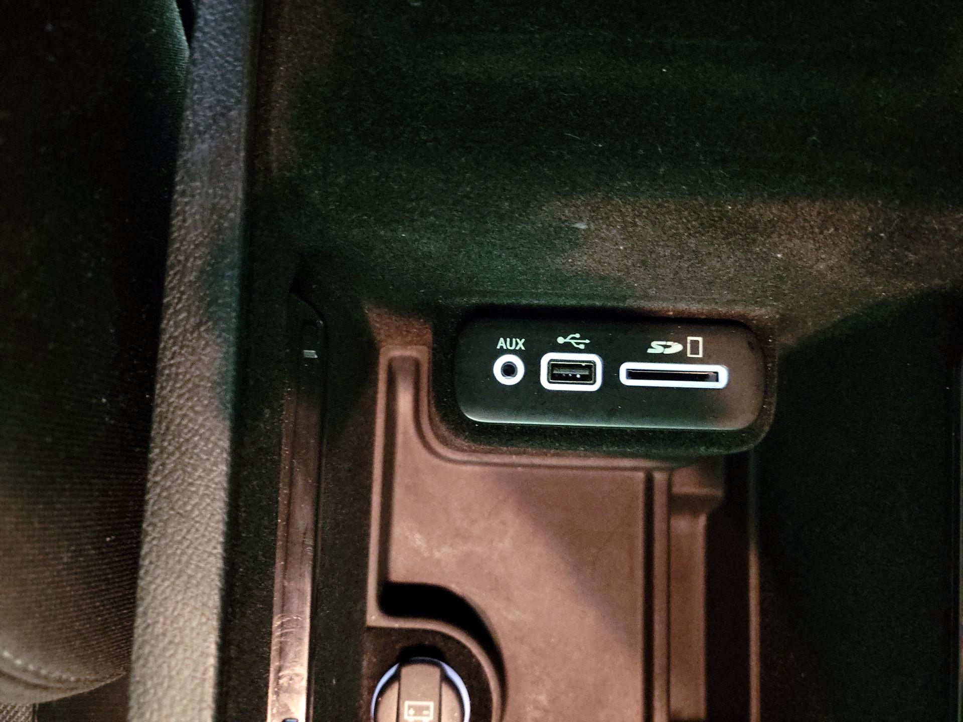 Thumbnail: 2017 Dodge Charger - 17