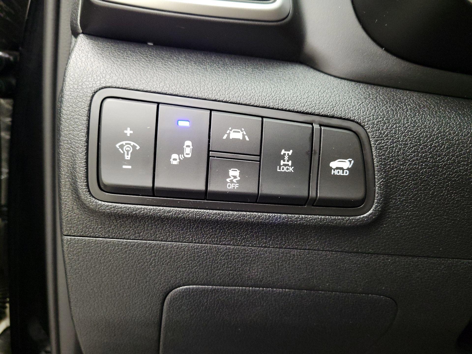 Thumbnail: 2020 Hyundai Tucson - 13