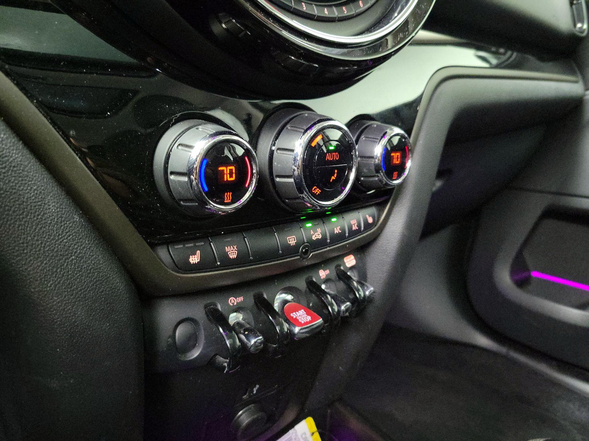 Thumbnail: 2020 MINI Cooper Countryman - 16