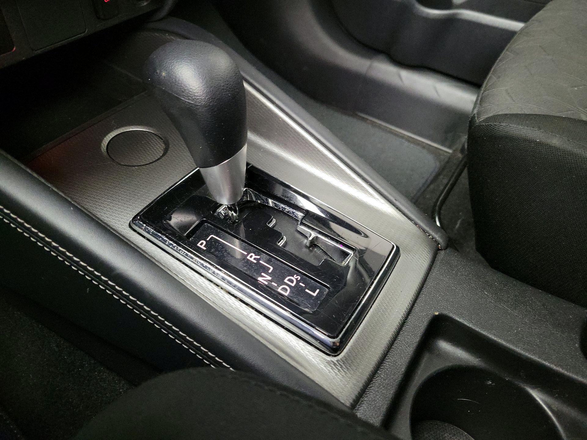 Thumbnail: 2021 Mitsubishi Outlander Sport - 17