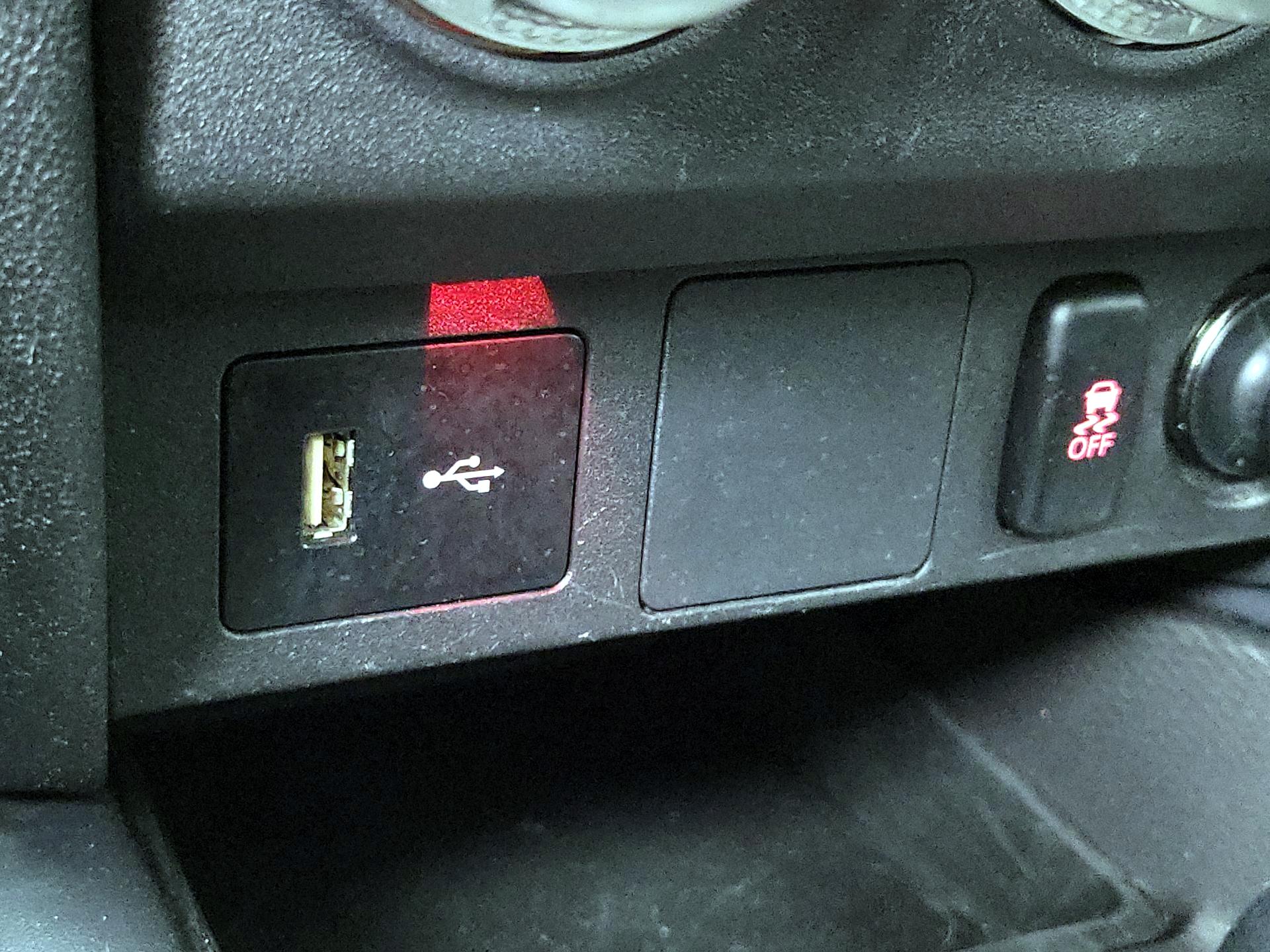 Thumbnail: 2021 Mitsubishi Outlander Sport - 18