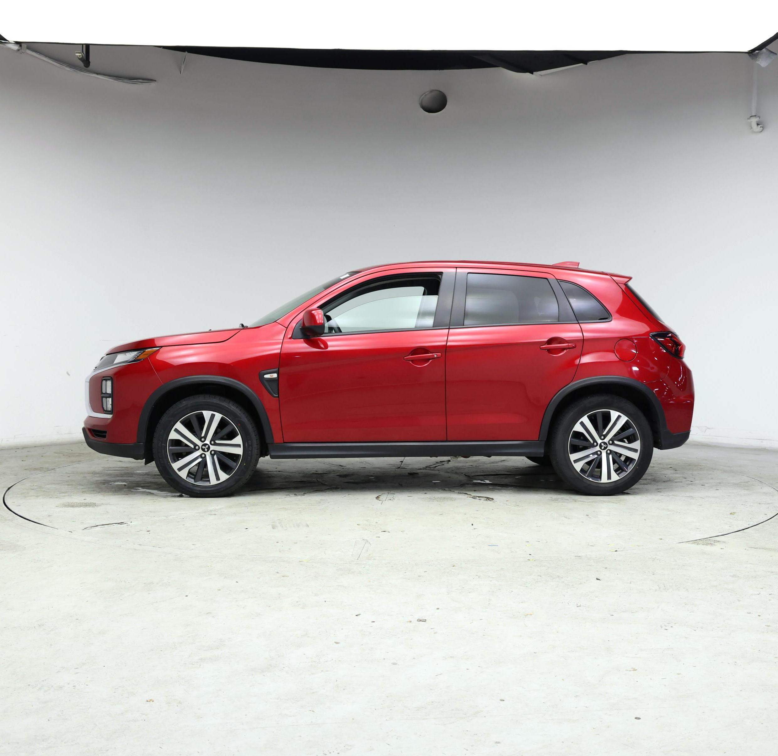 Thumbnail: 2021 Mitsubishi Outlander Sport - 3