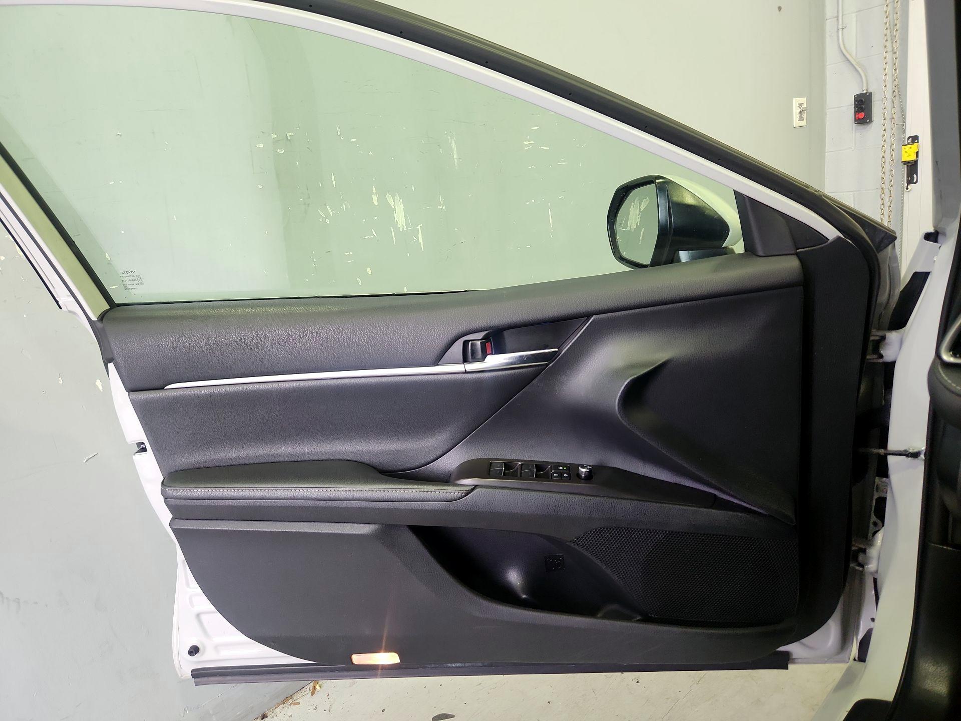 Thumbnail: 2024 Toyota Camry - 12