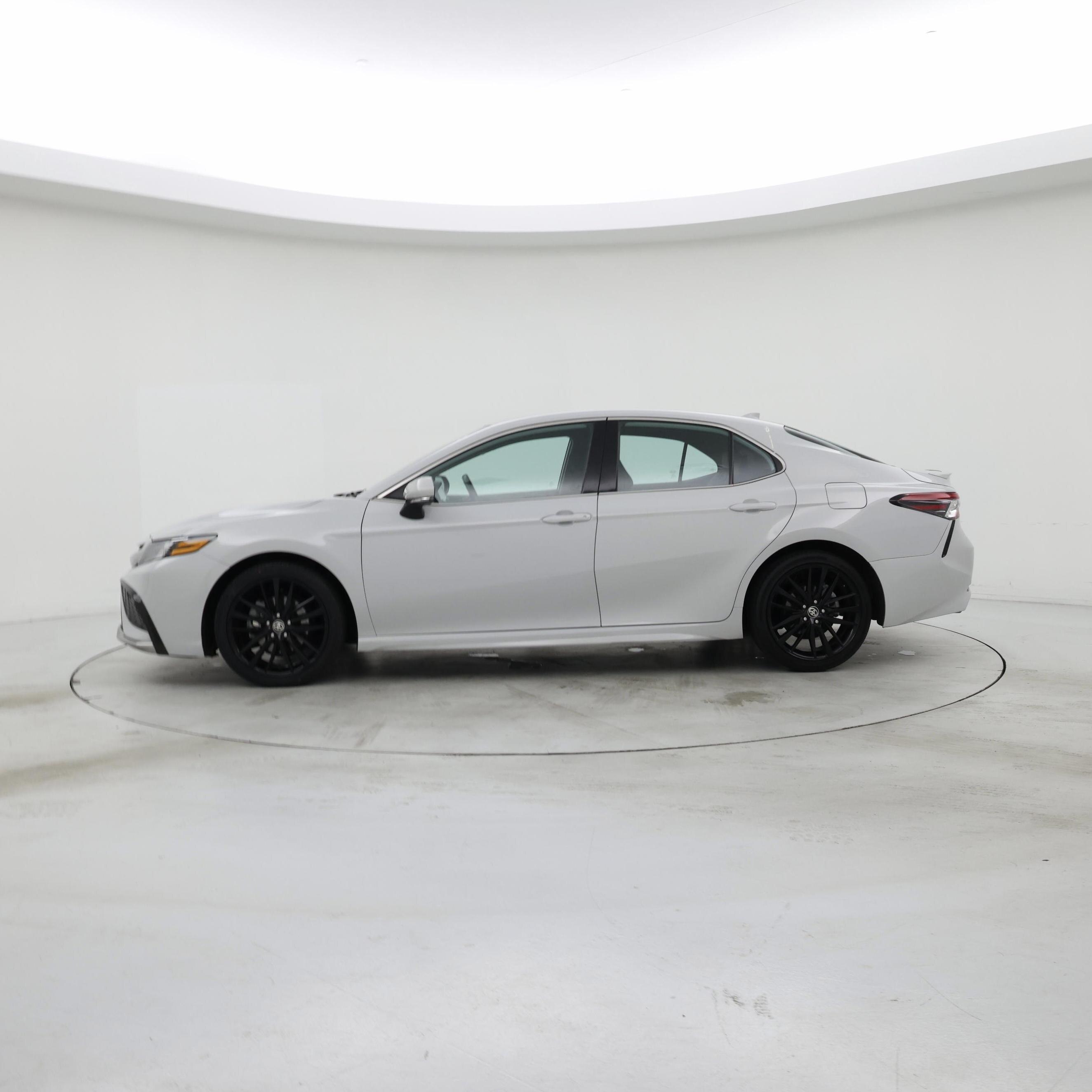 Thumbnail: 2024 Toyota Camry - 3