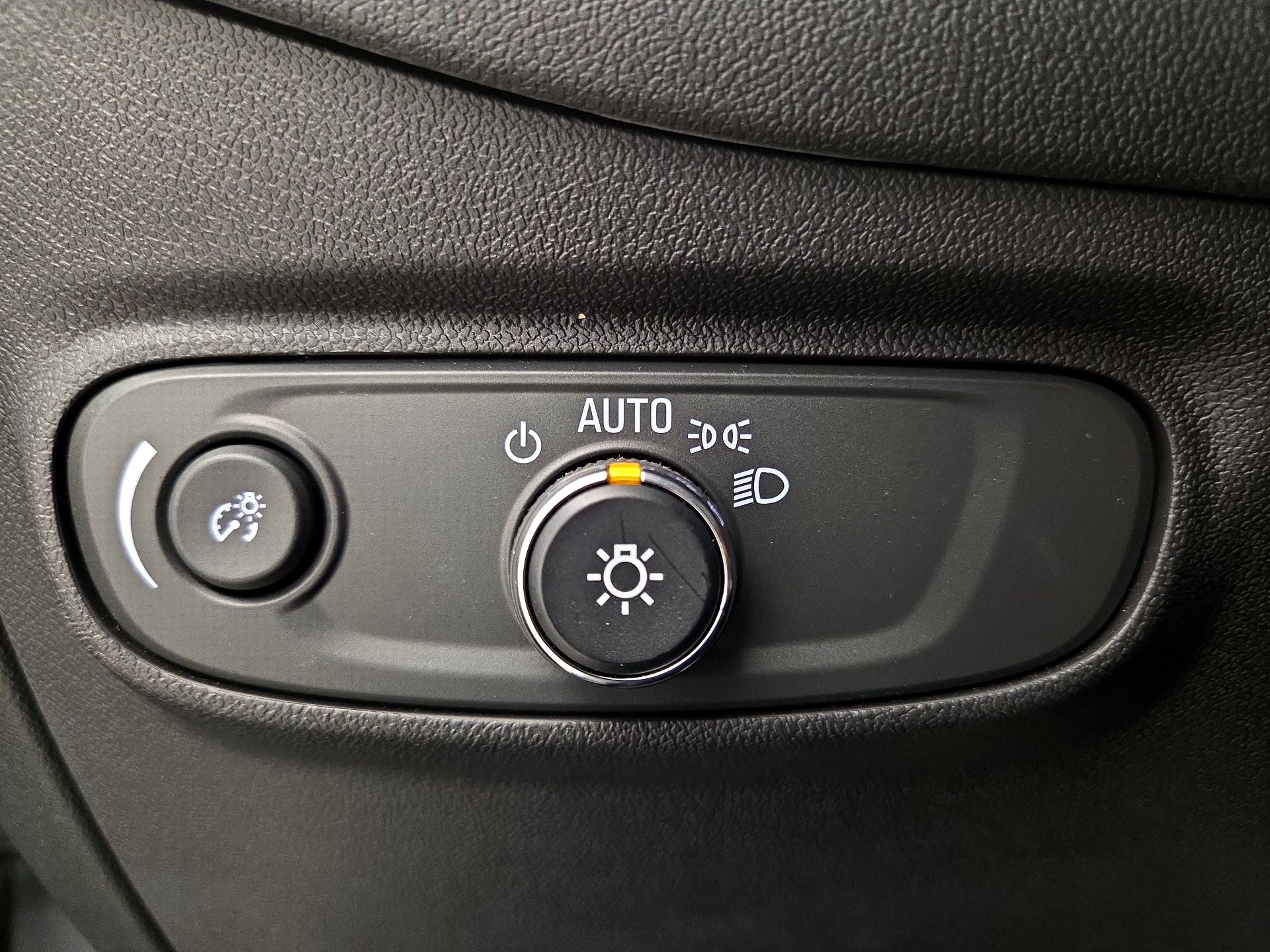 Thumbnail: 2023 Chevrolet Equinox - 13