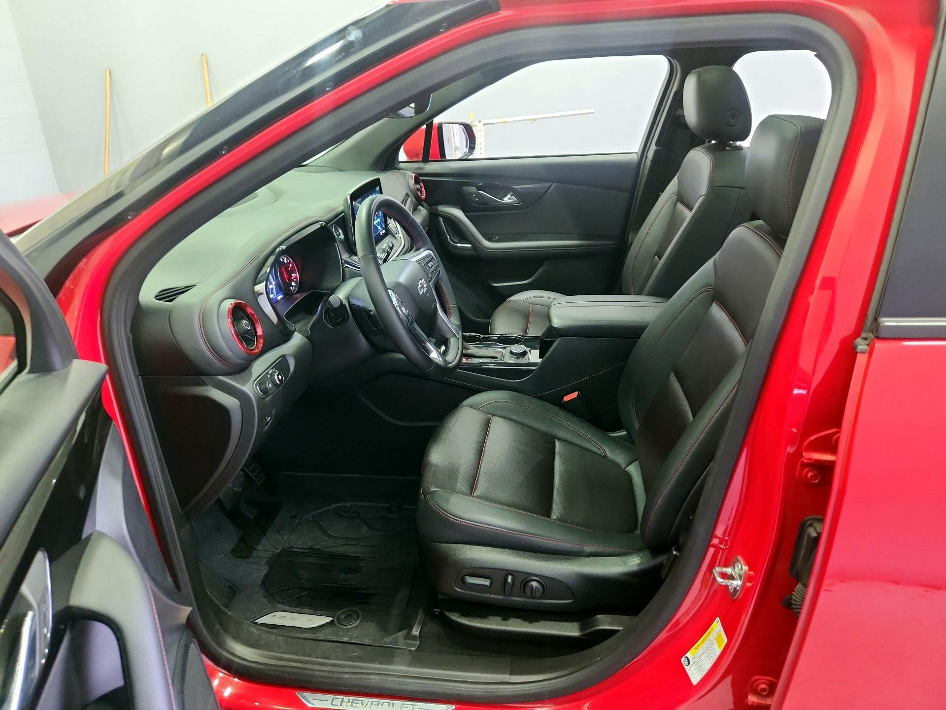 Thumbnail: 2023 Chevrolet Blazer - 11