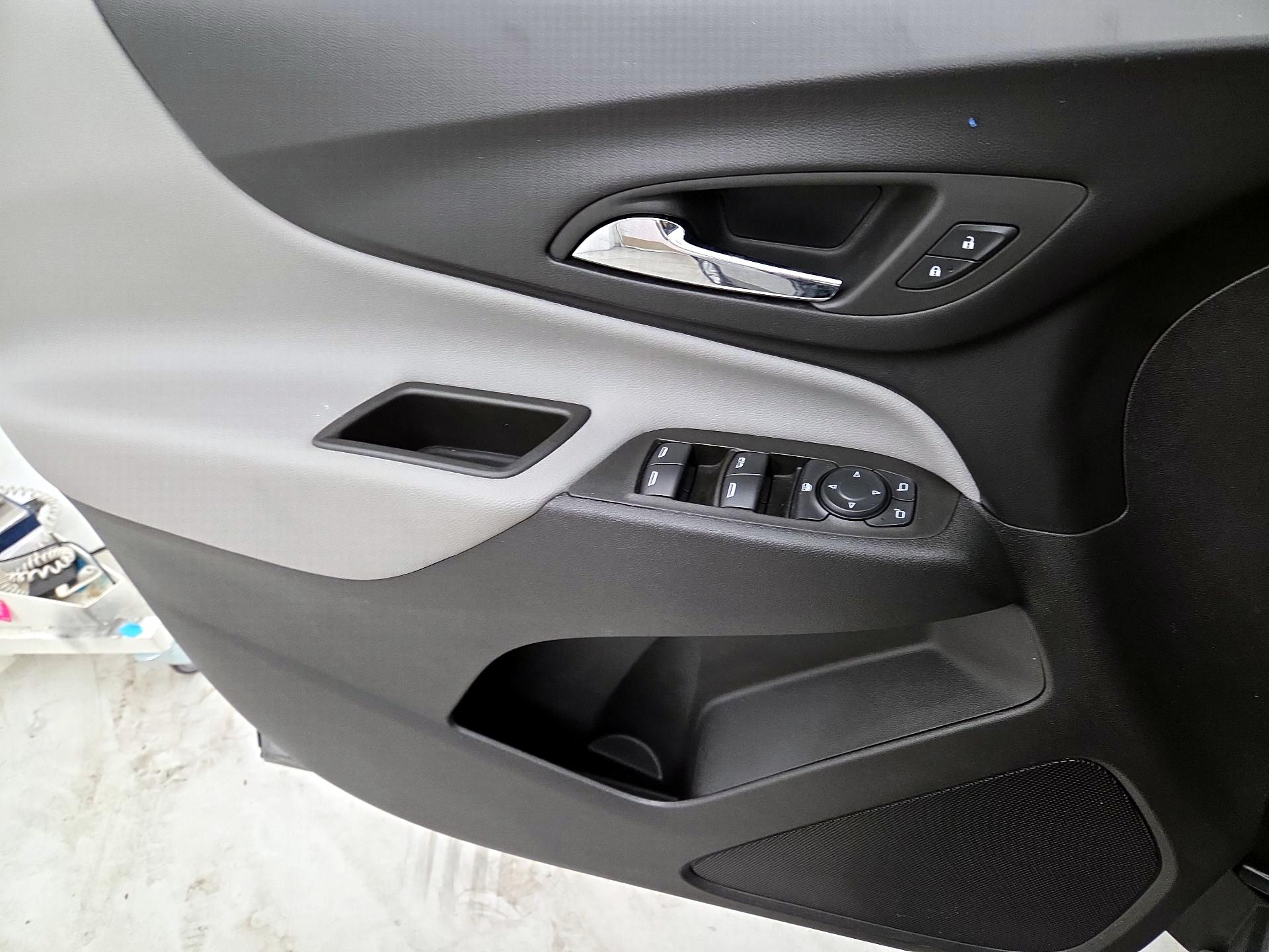 Thumbnail: 2024 Chevrolet Equinox - 12