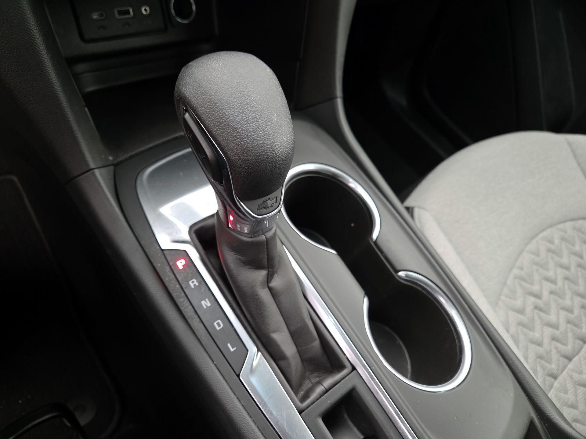 Thumbnail: 2024 Chevrolet Equinox - 16