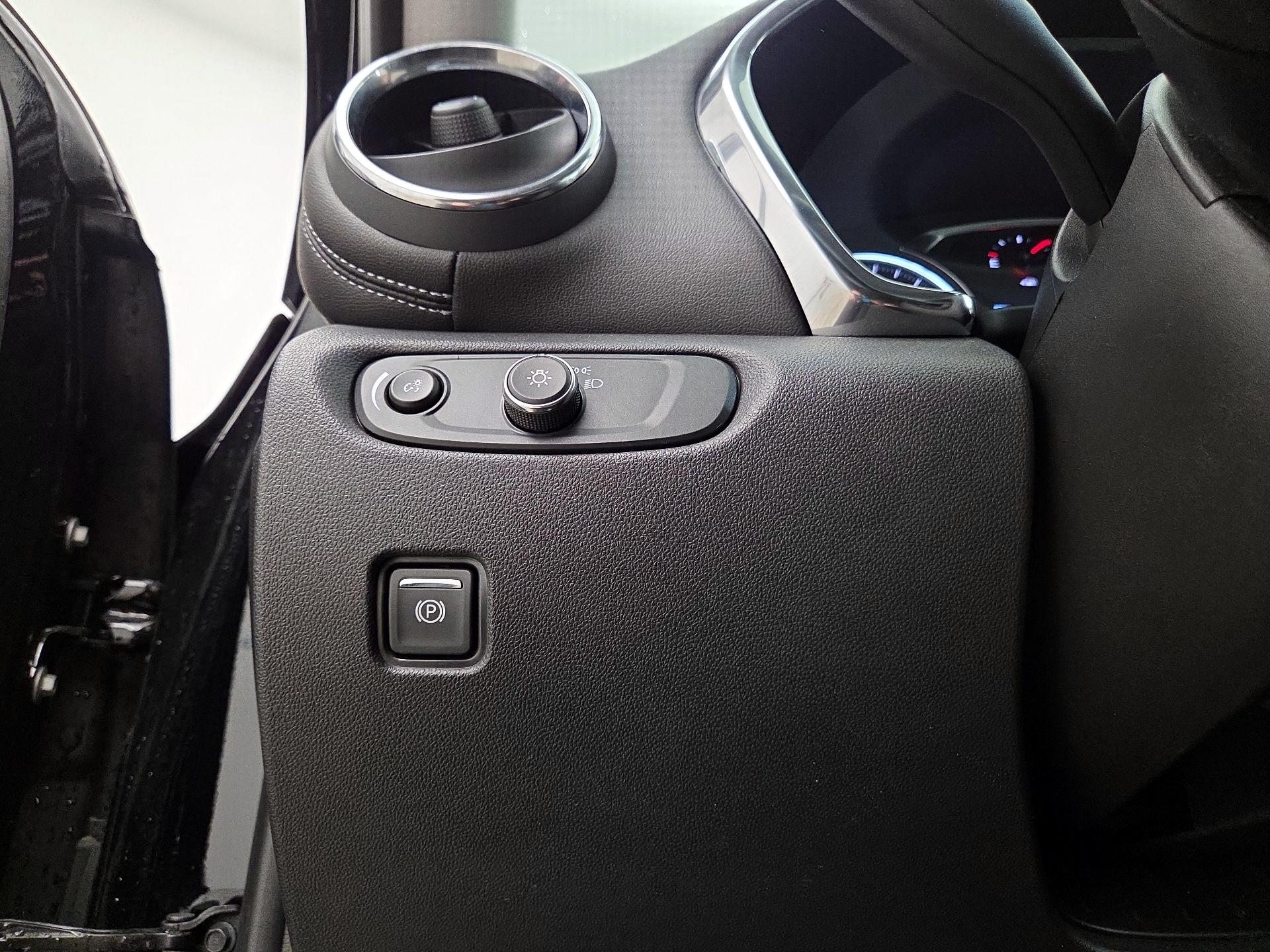 Thumbnail: 2024 Chevrolet Blazer - 13