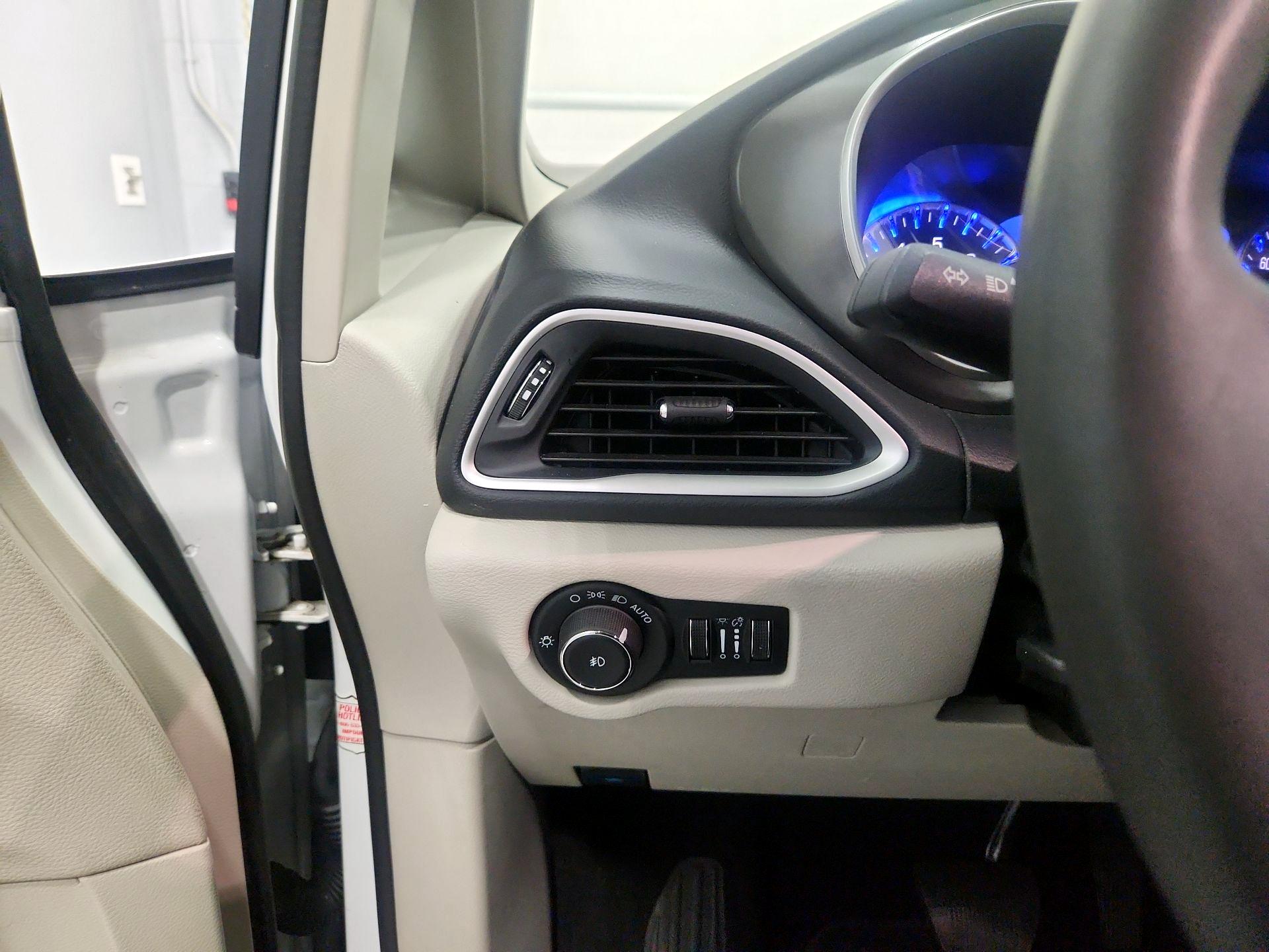 Thumbnail: 2024 Chrysler Pacifica - 13