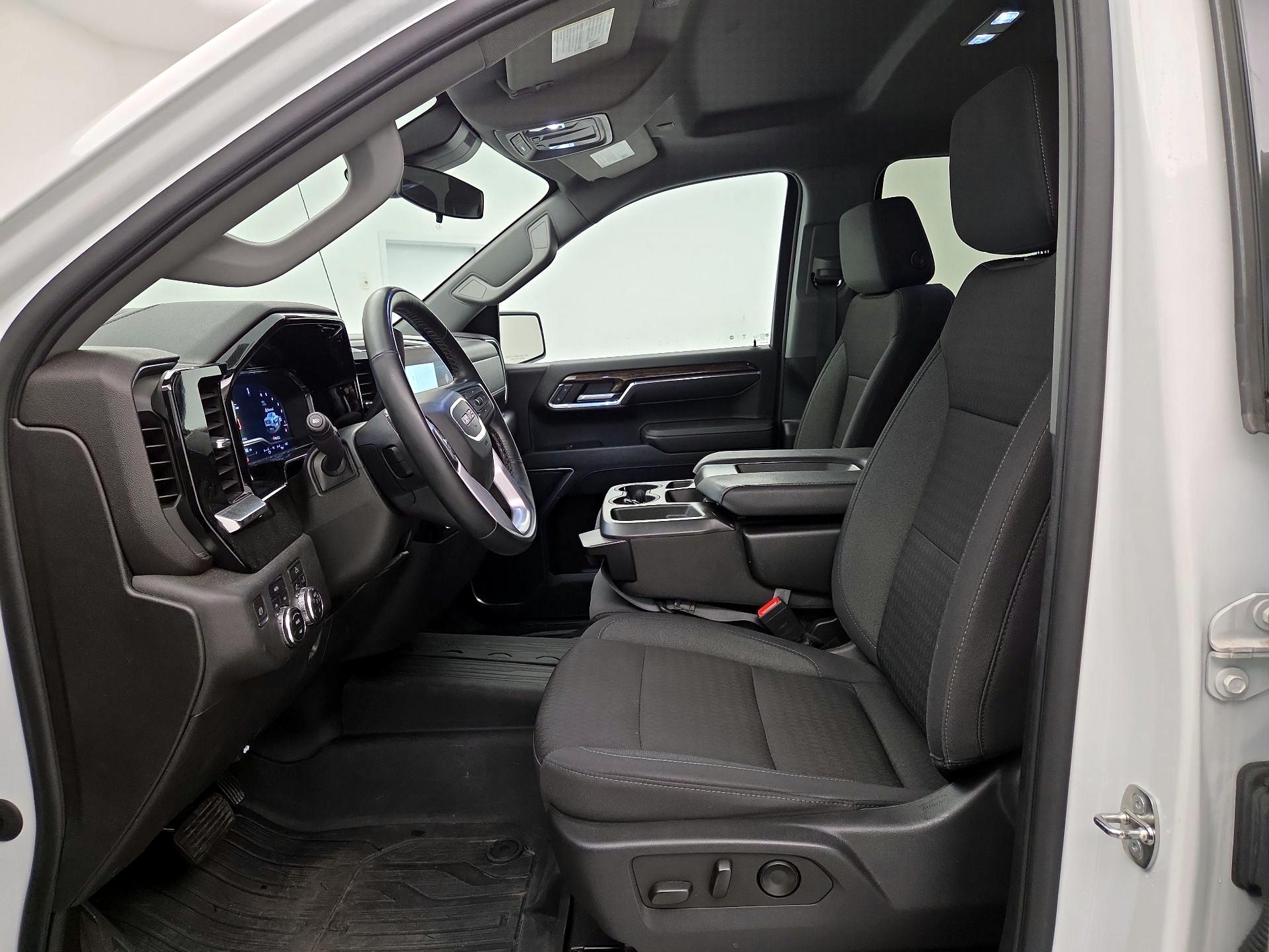 Thumbnail: 2023 GMC Sierra 1500 - 11