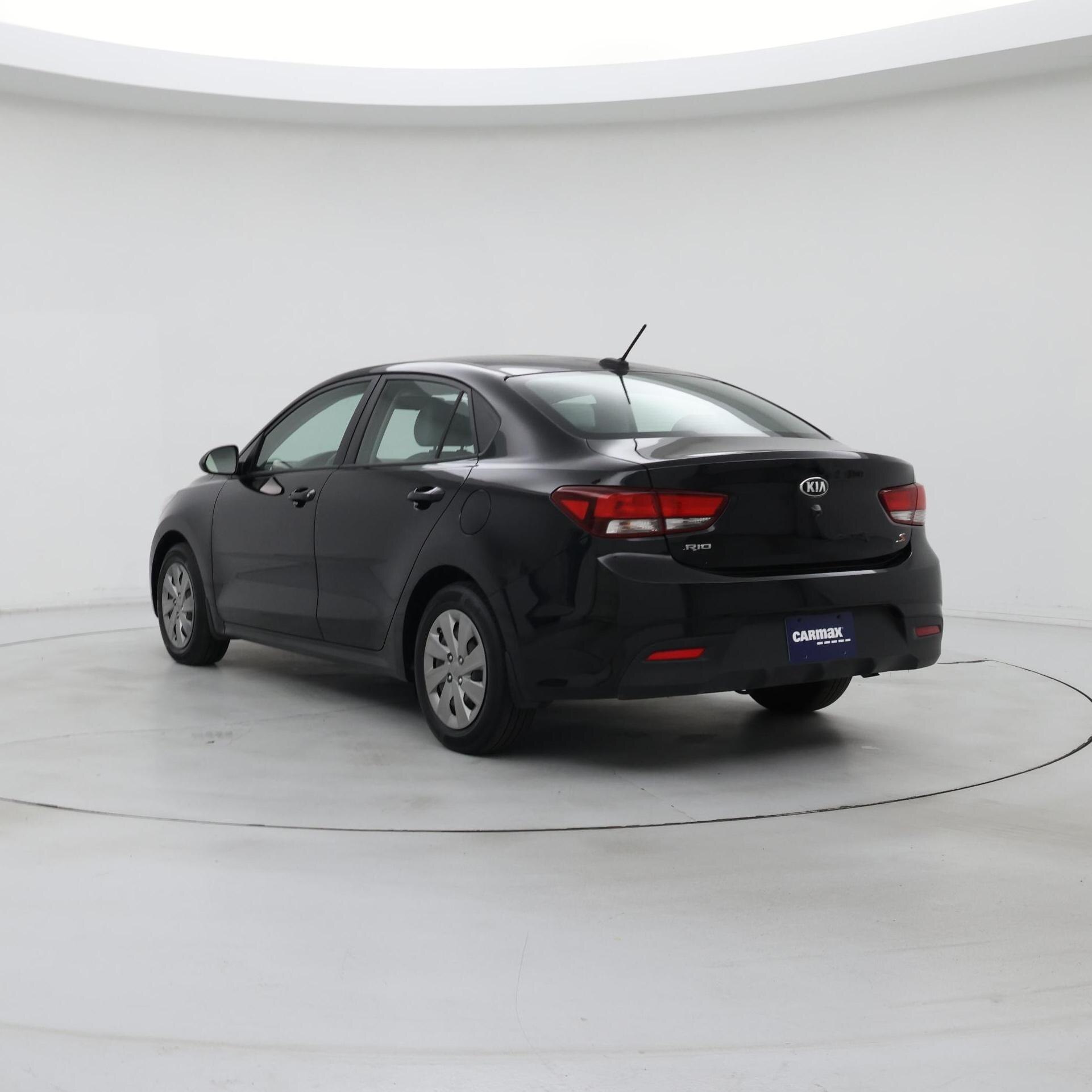 Thumbnail: 2020 Kia Rio - 2