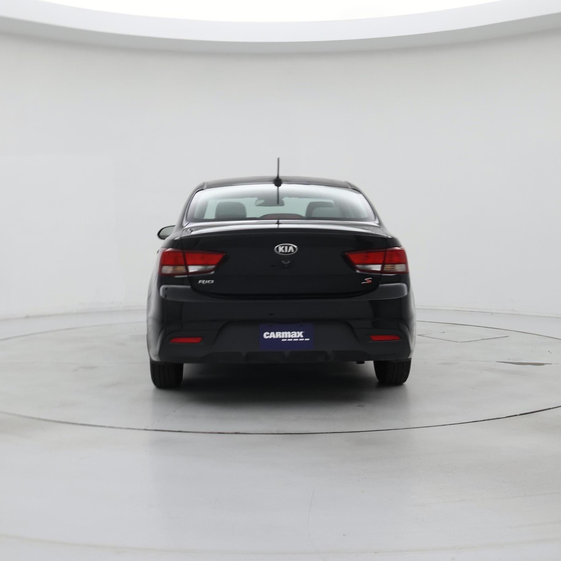 Thumbnail: 2020 Kia Rio - 6