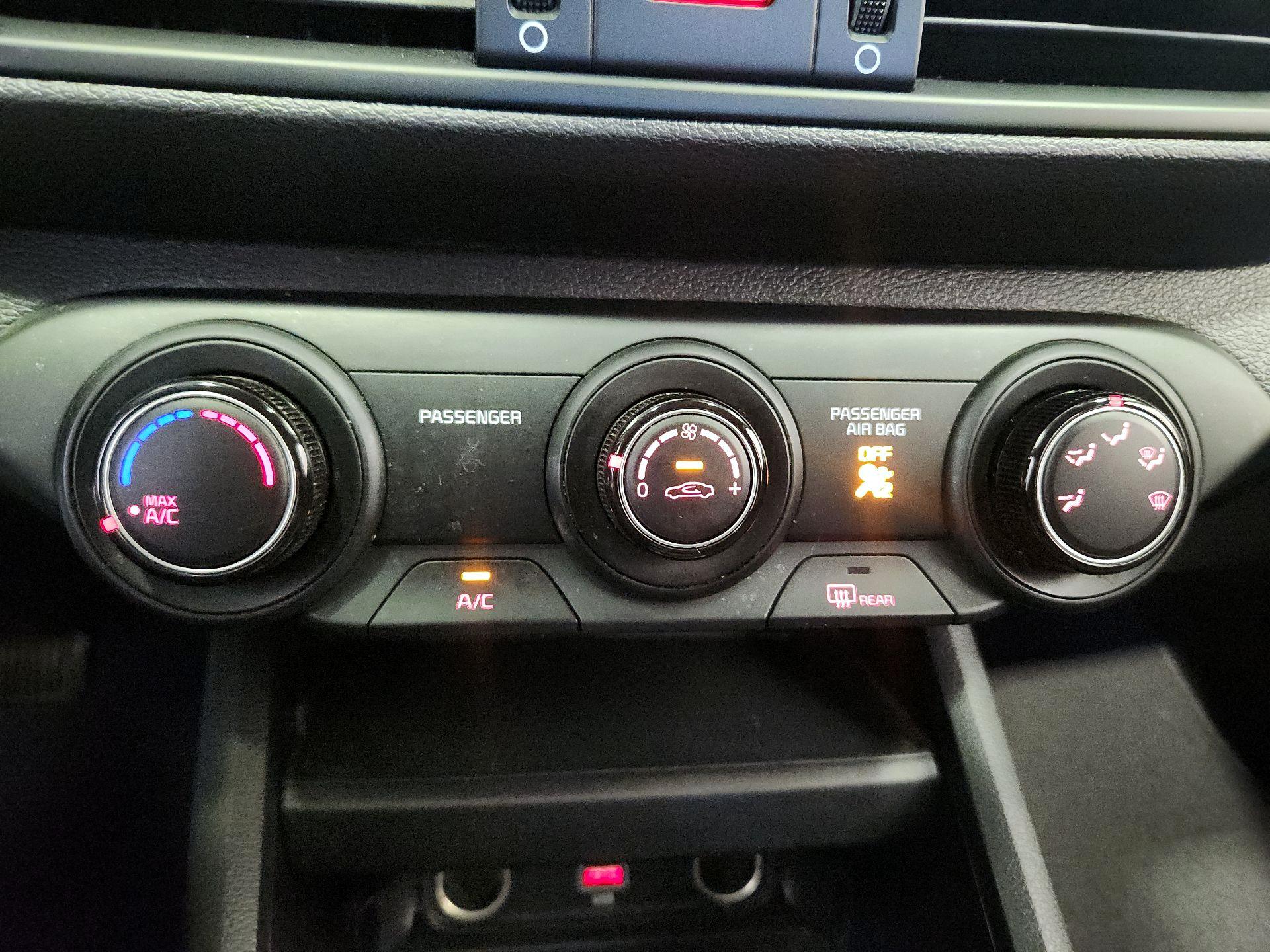 Thumbnail: 2023 Kia Forte - 16