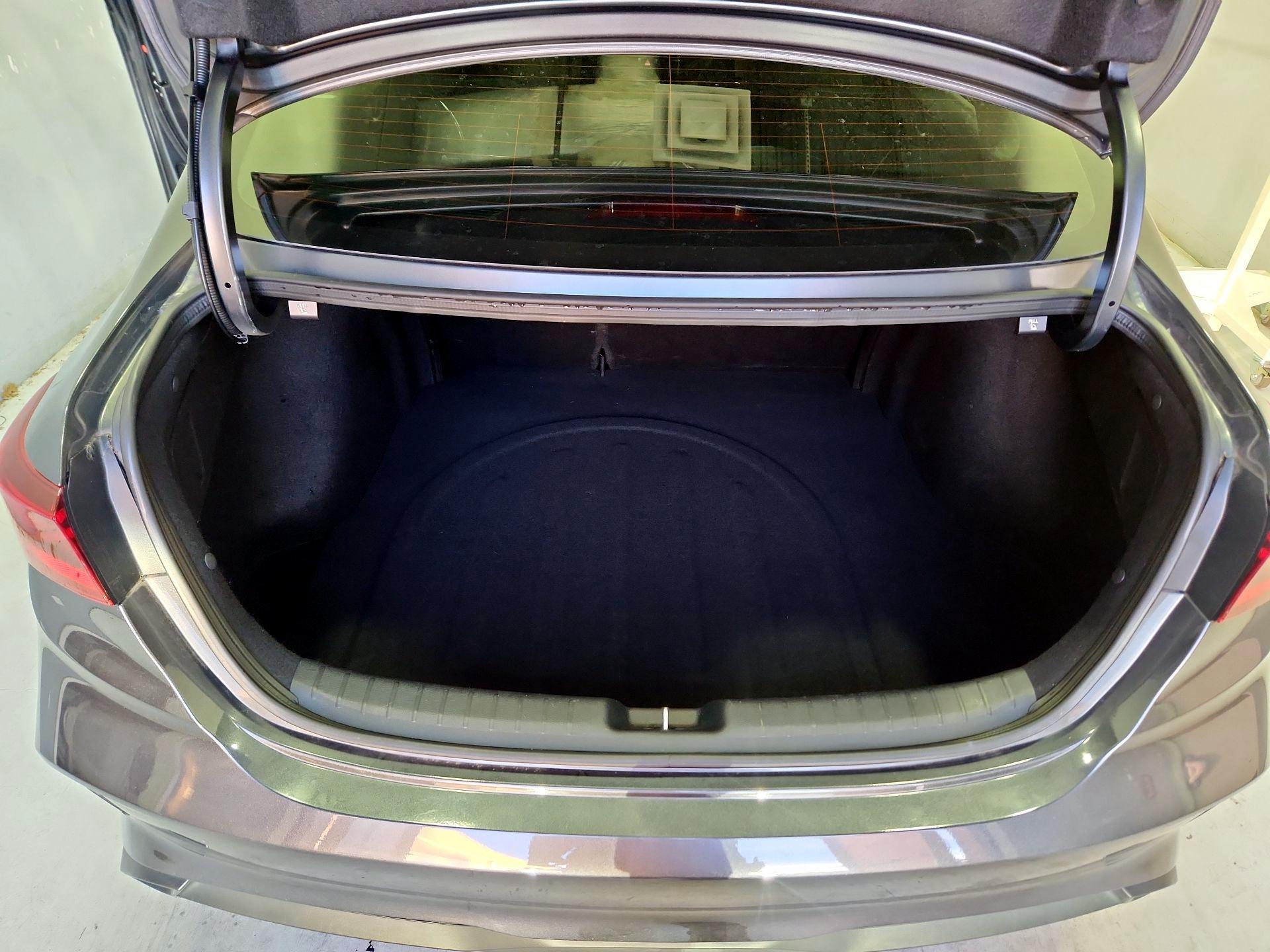 Thumbnail: 2023 Kia Forte - 20