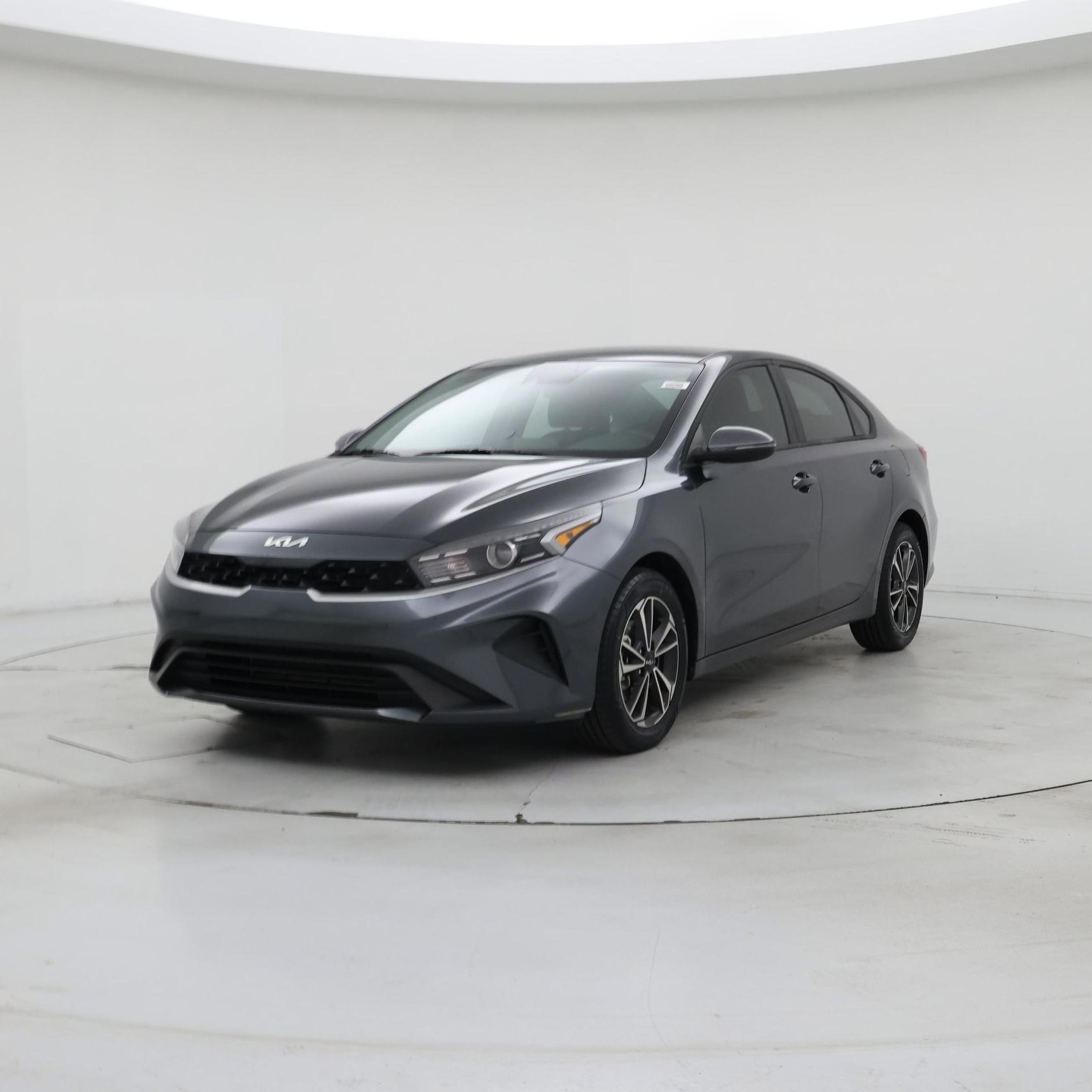 Thumbnail: 2023 Kia Forte - 4