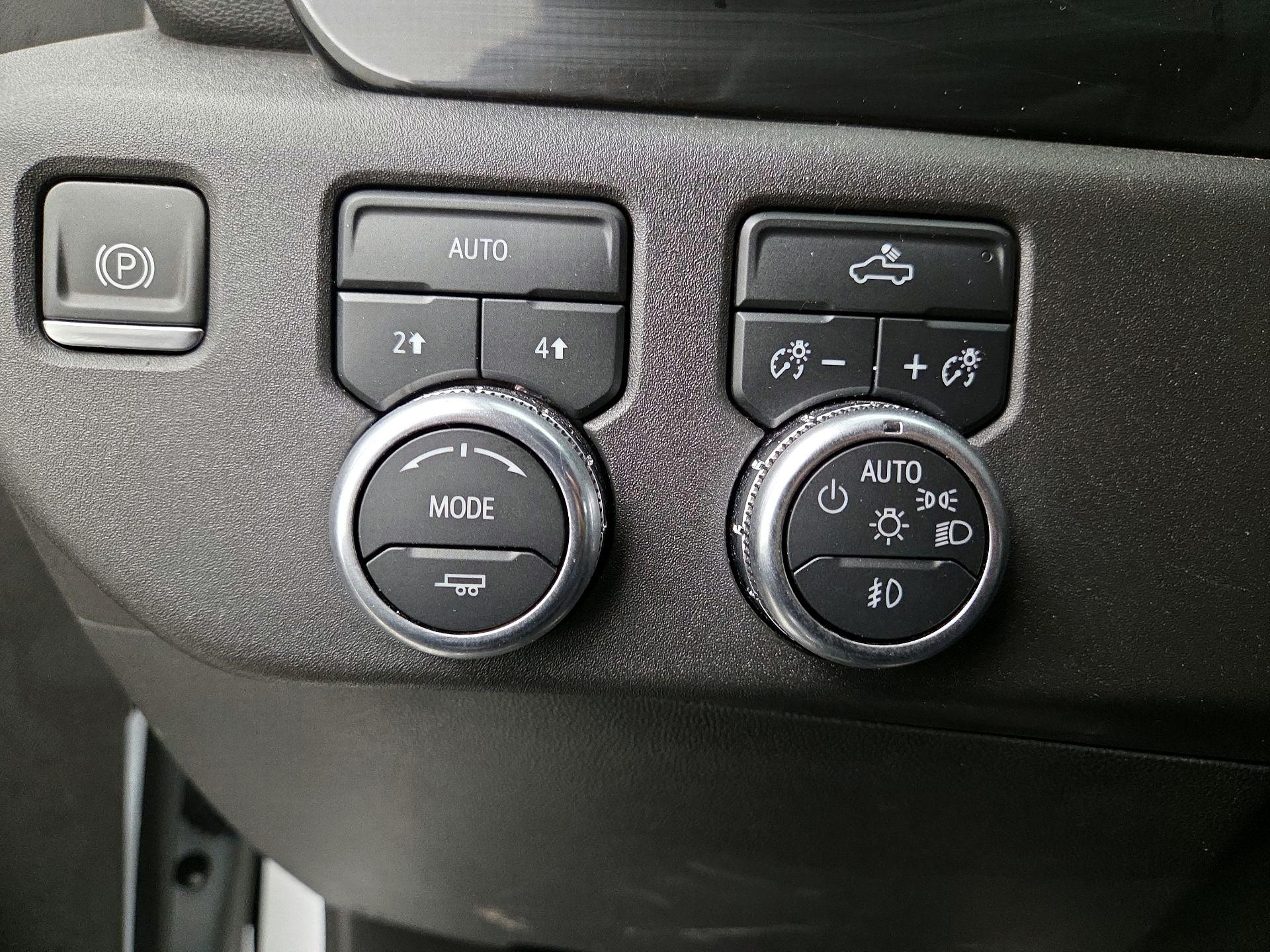 Thumbnail: 2024 GMC Sierra 1500 - 13