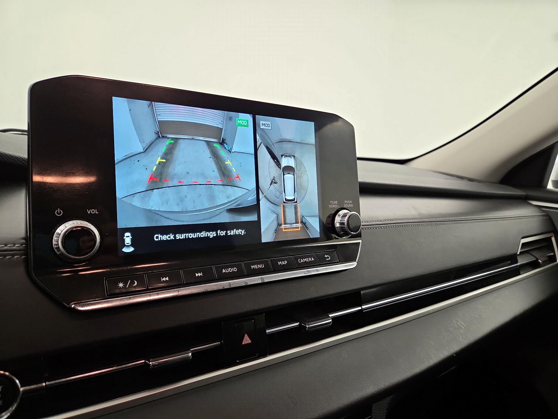 Thumbnail: 2024 Mitsubishi Outlander - 14