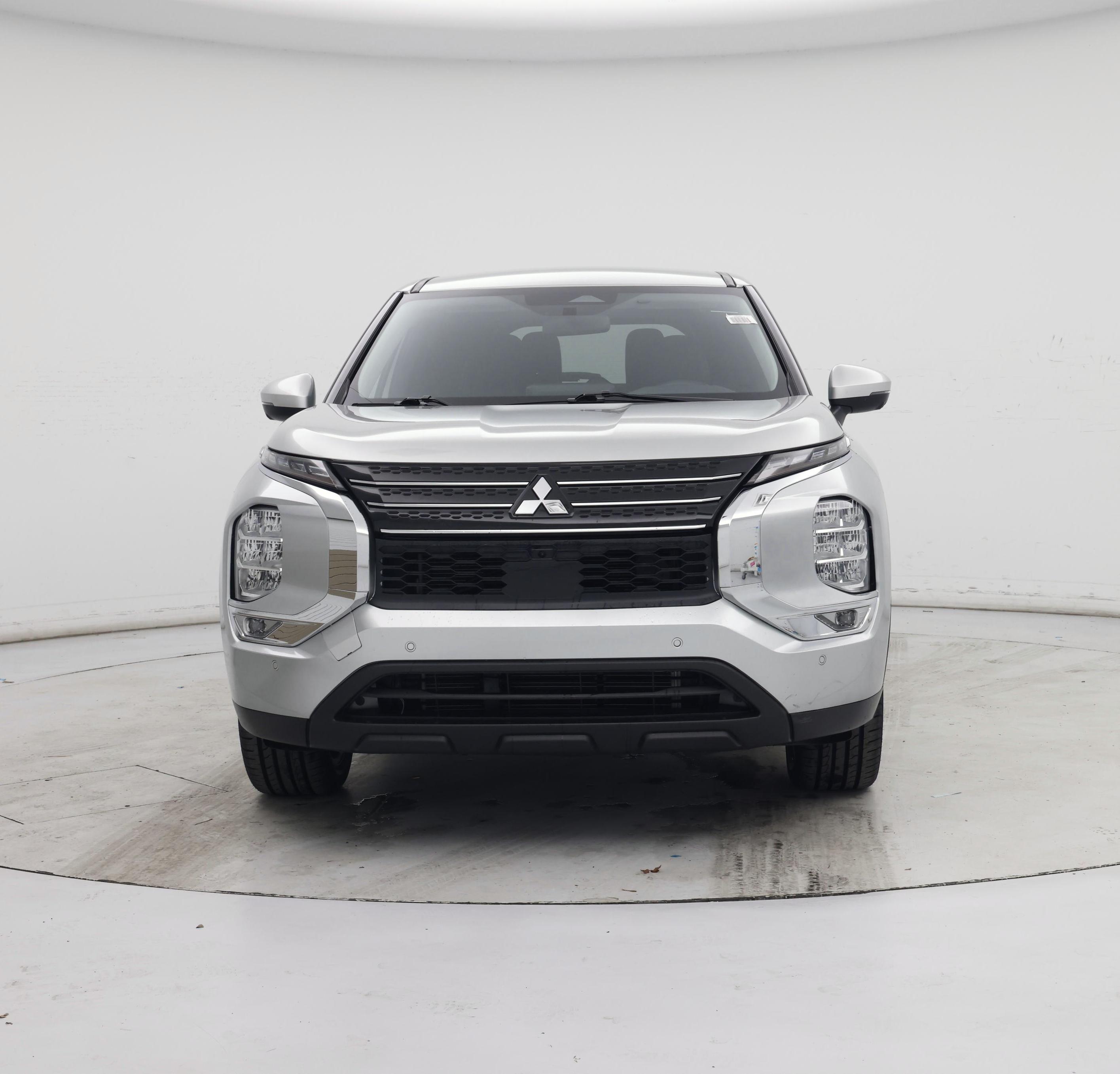 Thumbnail: 2024 Mitsubishi Outlander - 5