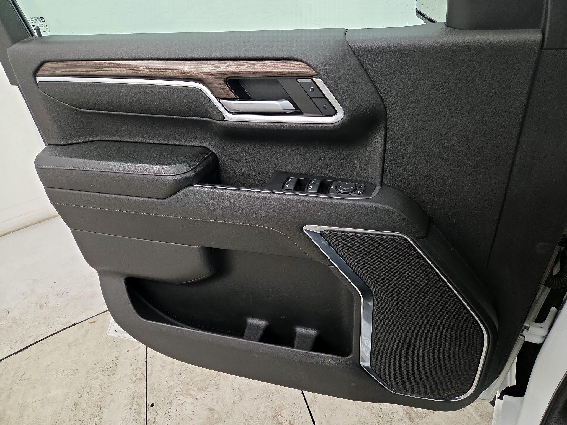 Thumbnail: 2023 Chevrolet Silverado 1500 - 12