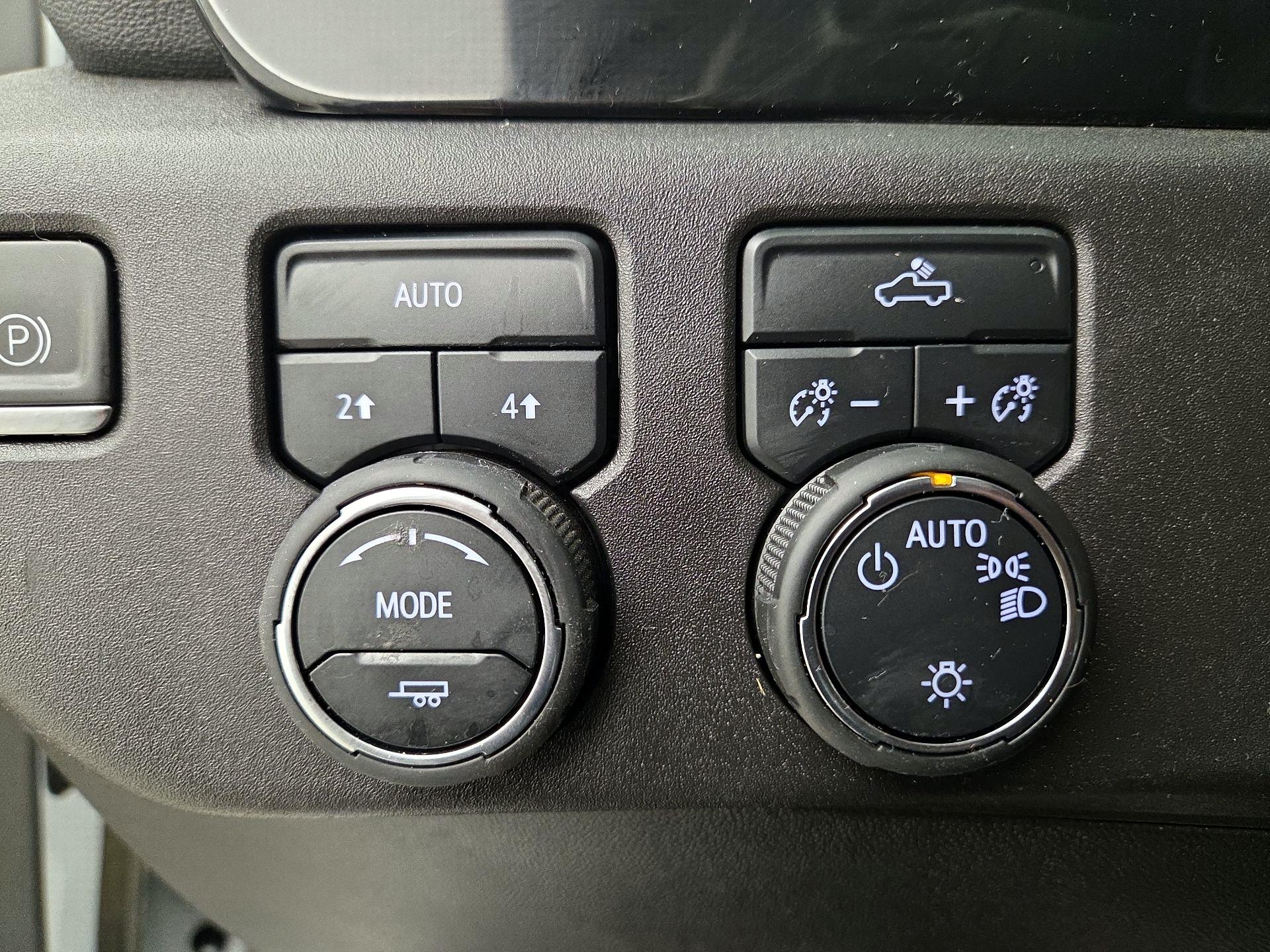 Thumbnail: 2023 Chevrolet Silverado 1500 - 13