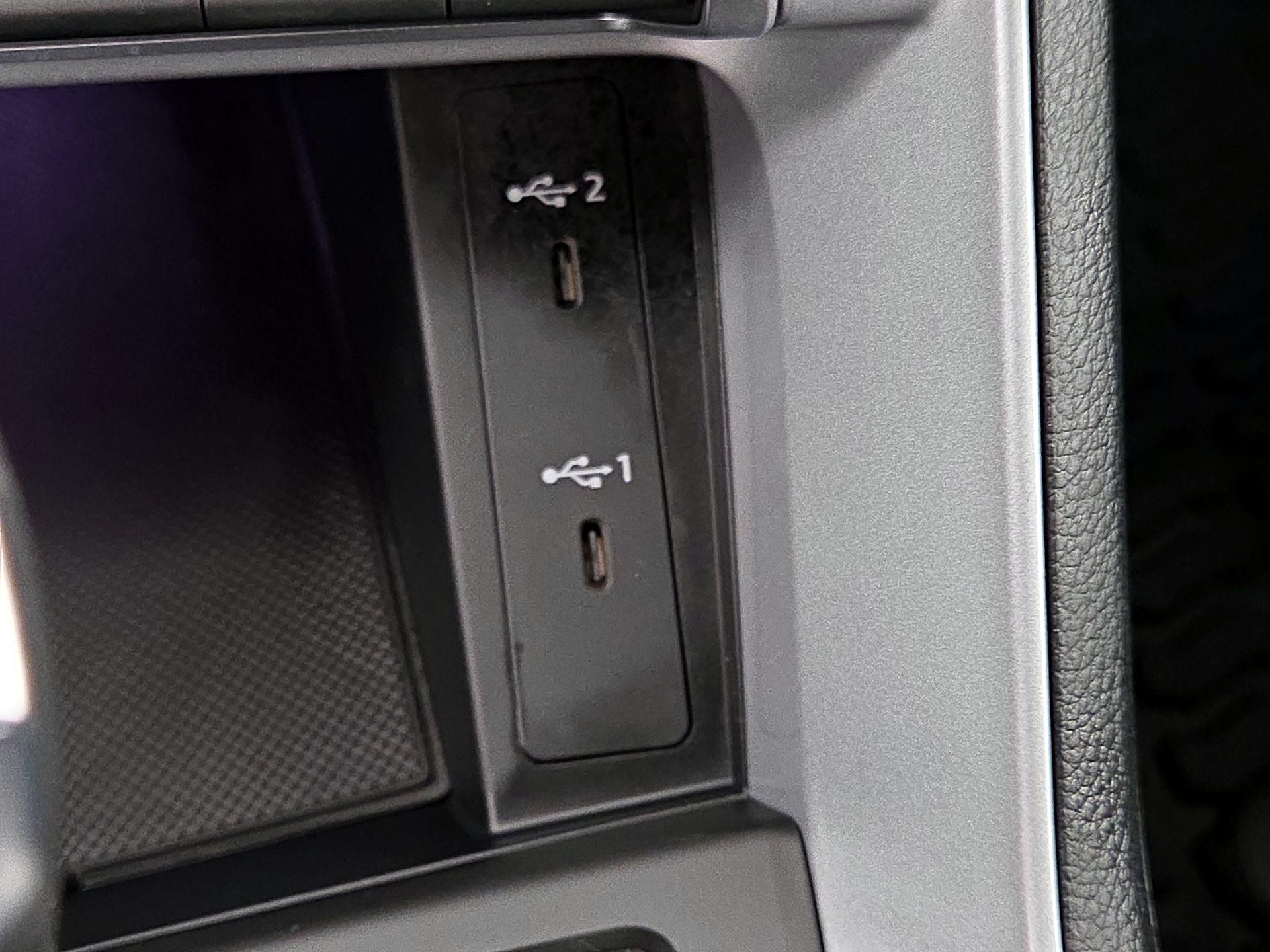 Thumbnail: 2022 Audi Q3 - 18