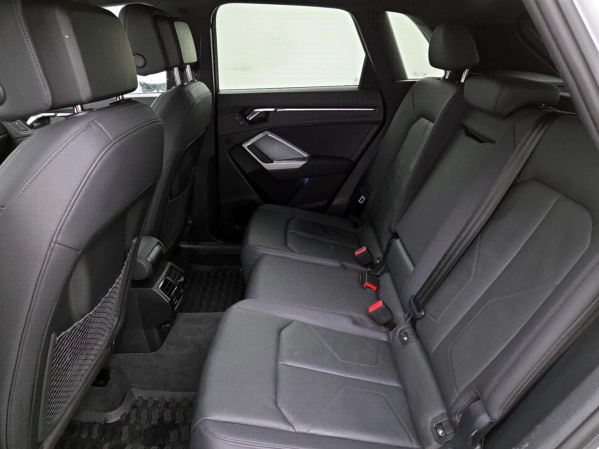 Thumbnail: 2022 Audi Q3 - 20