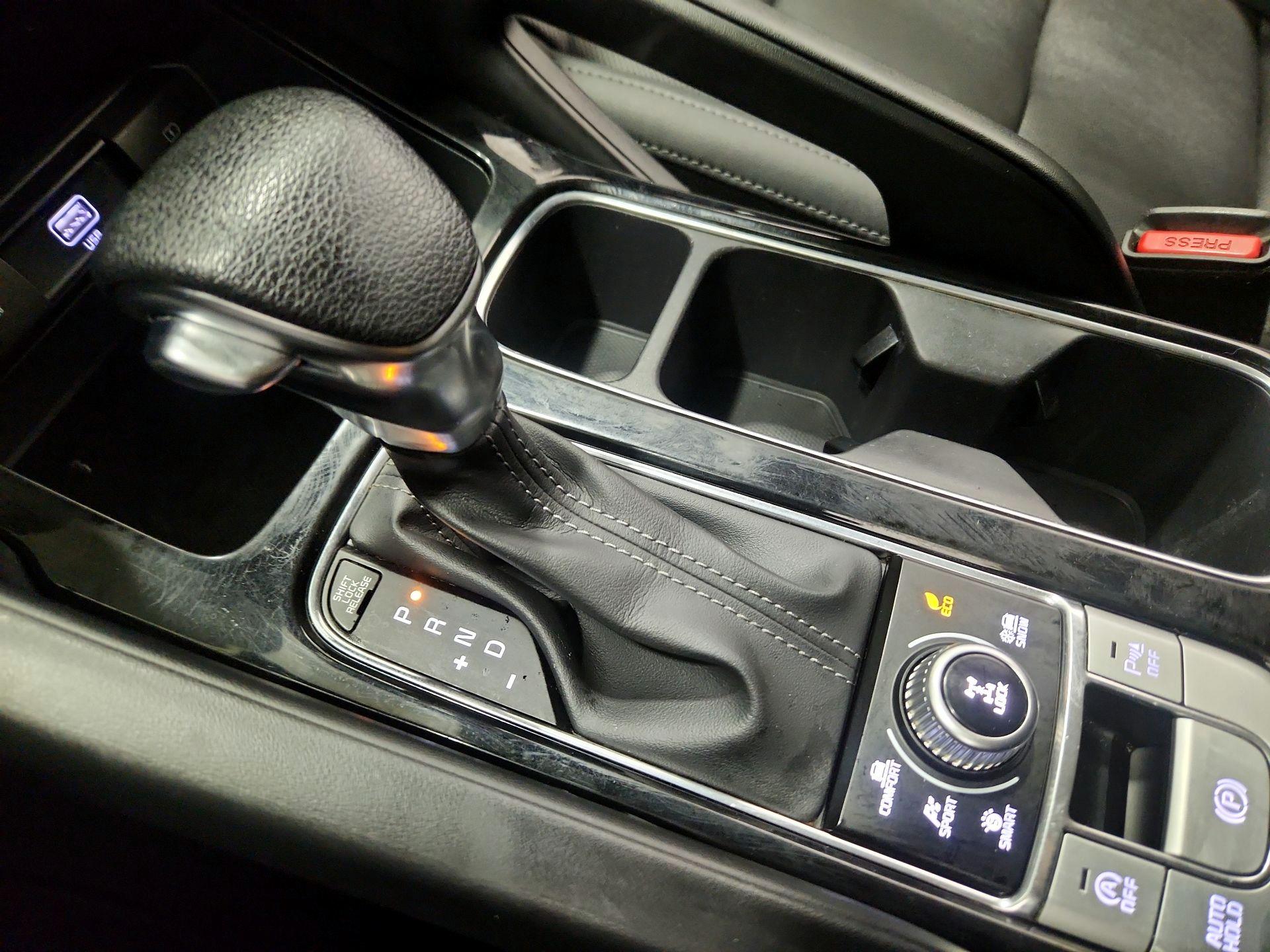 Thumbnail: 2022 Kia Telluride - 18