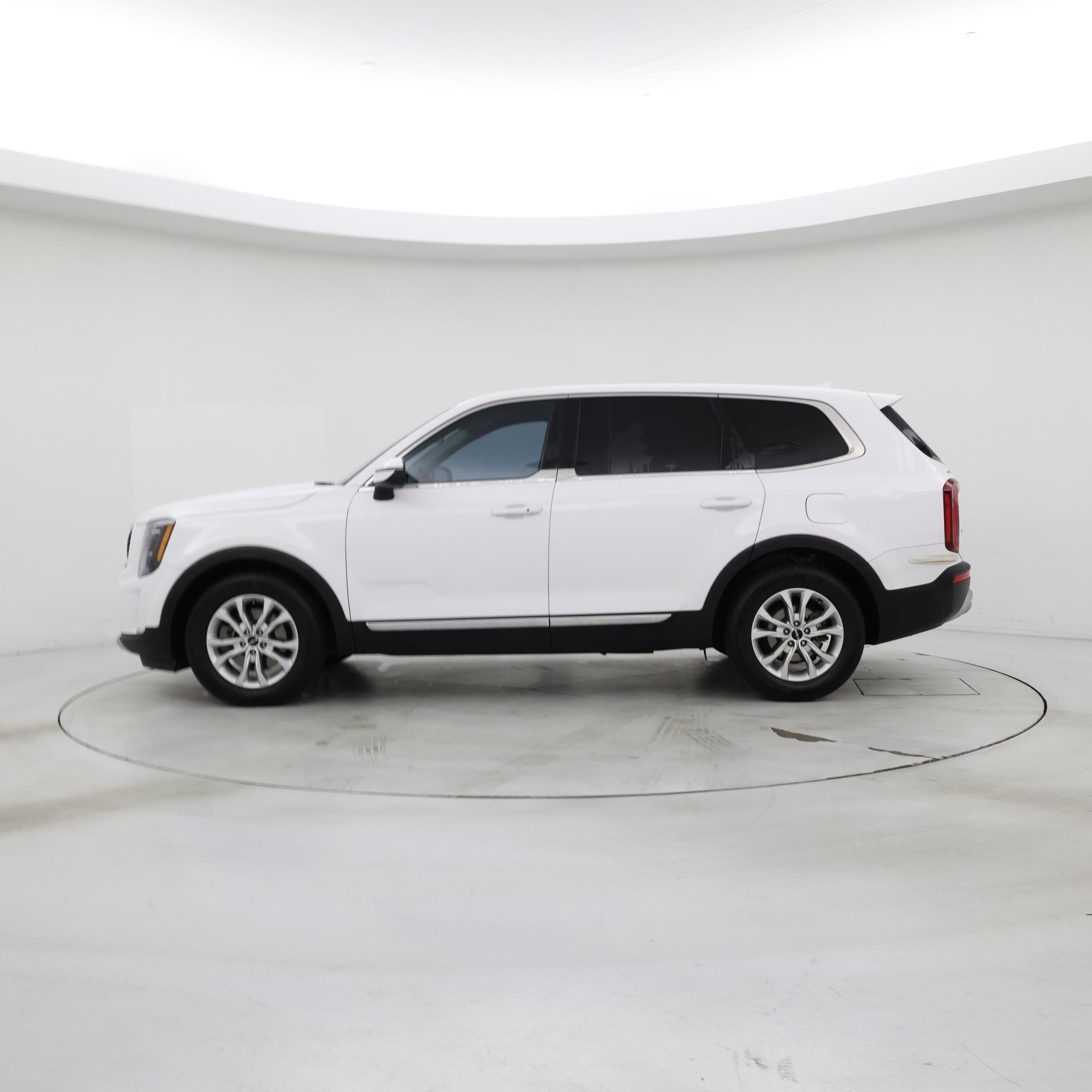 Thumbnail: 2022 Kia Telluride - 3