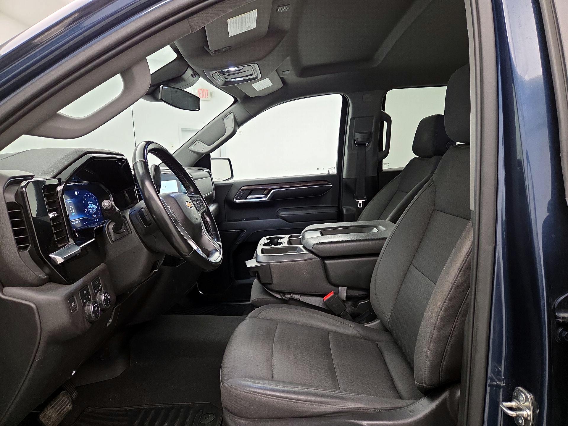 Thumbnail: 2023 Chevrolet Silverado 1500 - 11